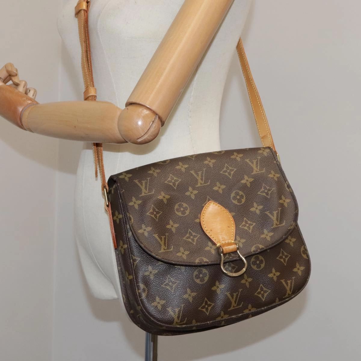 LOUIS VUITTON Monogram Saint Cloud GM Shoulder Bag M51242 LV ep6822