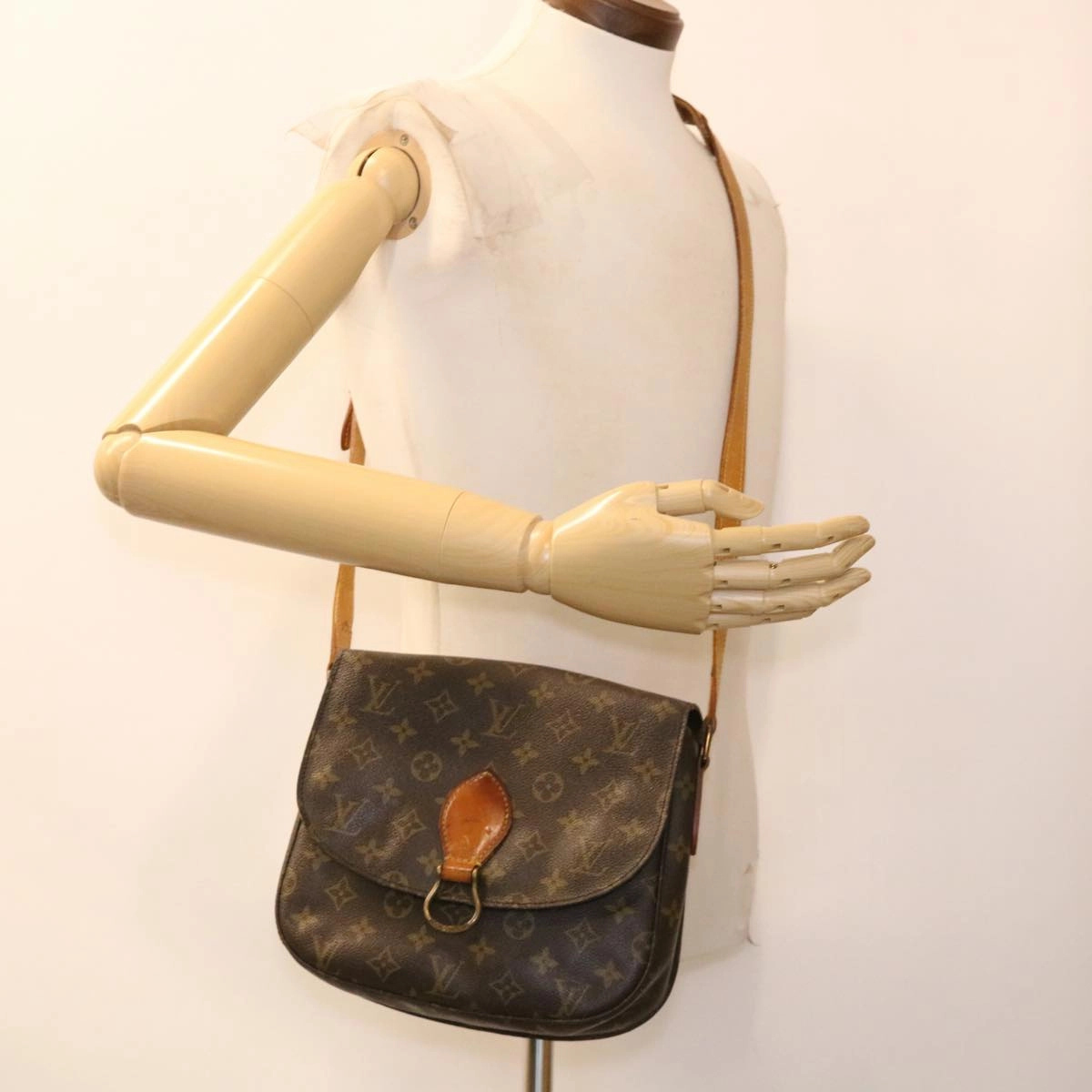 LOUIS VUITTON Monogram Saint Cloud GM Shoulder Bag M51242 LV yk6331