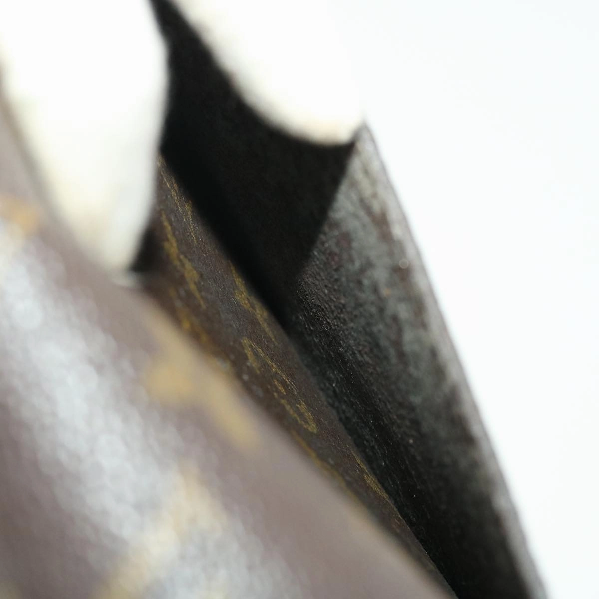 LOUIS VUITTON Monogram Saint Cloud MM Shoulder Bag M51243 LV yk6442