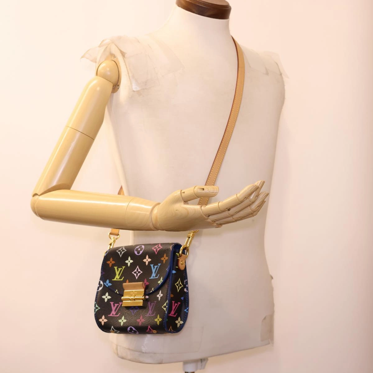 LOUIS VUITTON Multicolor Heart Breaker Shoulder Bag Black M40659 LV 40032A
