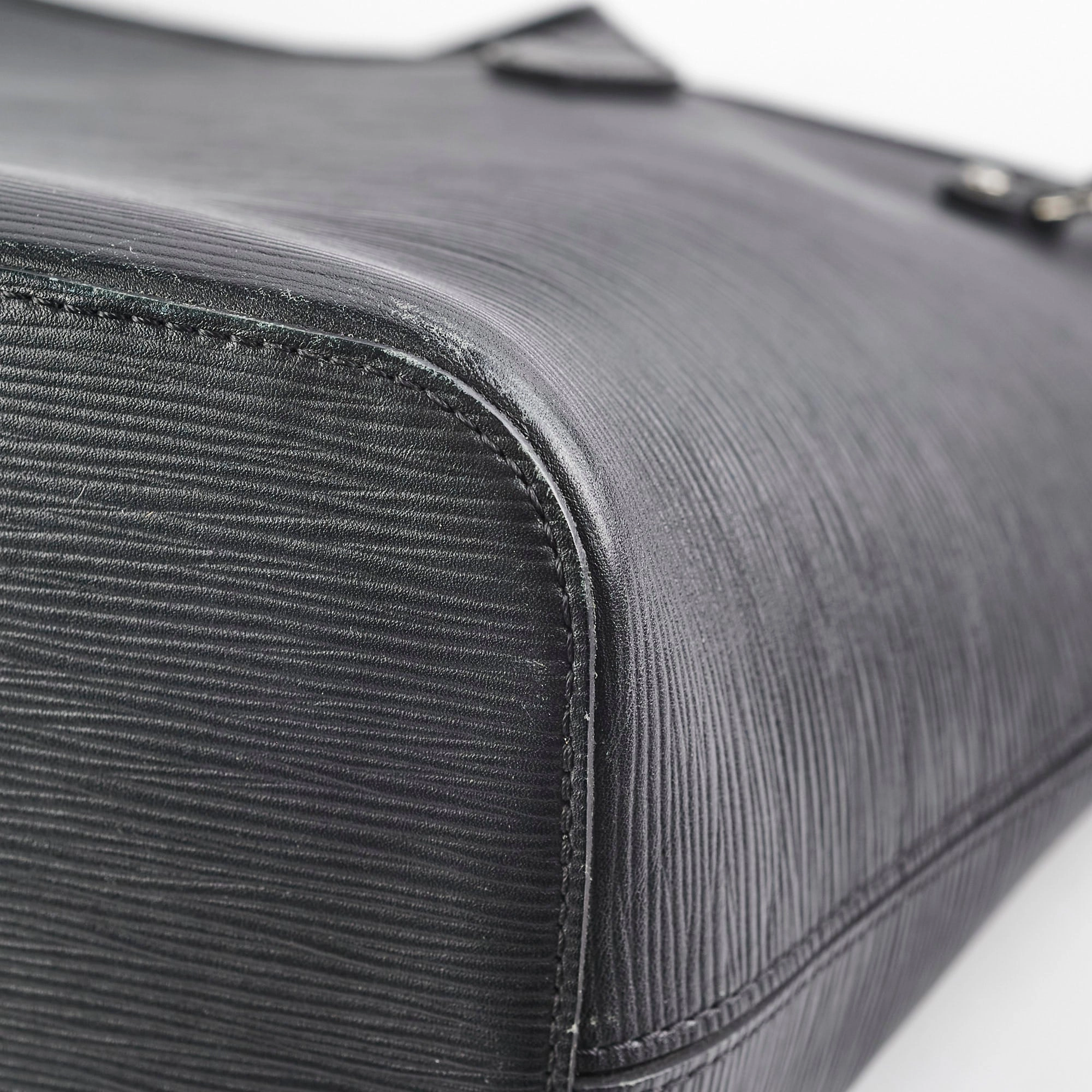 Louis Vuitton Neverfull MM Epi Black