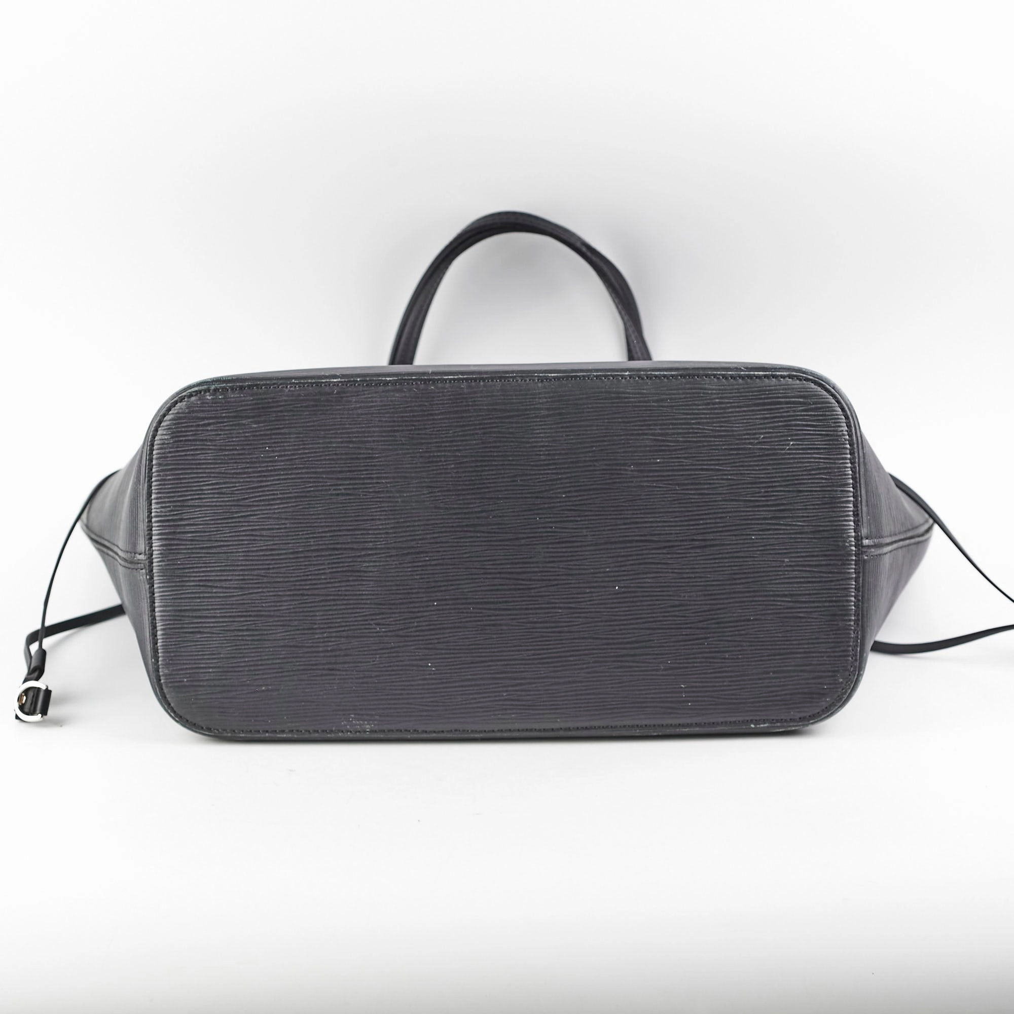 Louis Vuitton Neverfull MM Epi Black