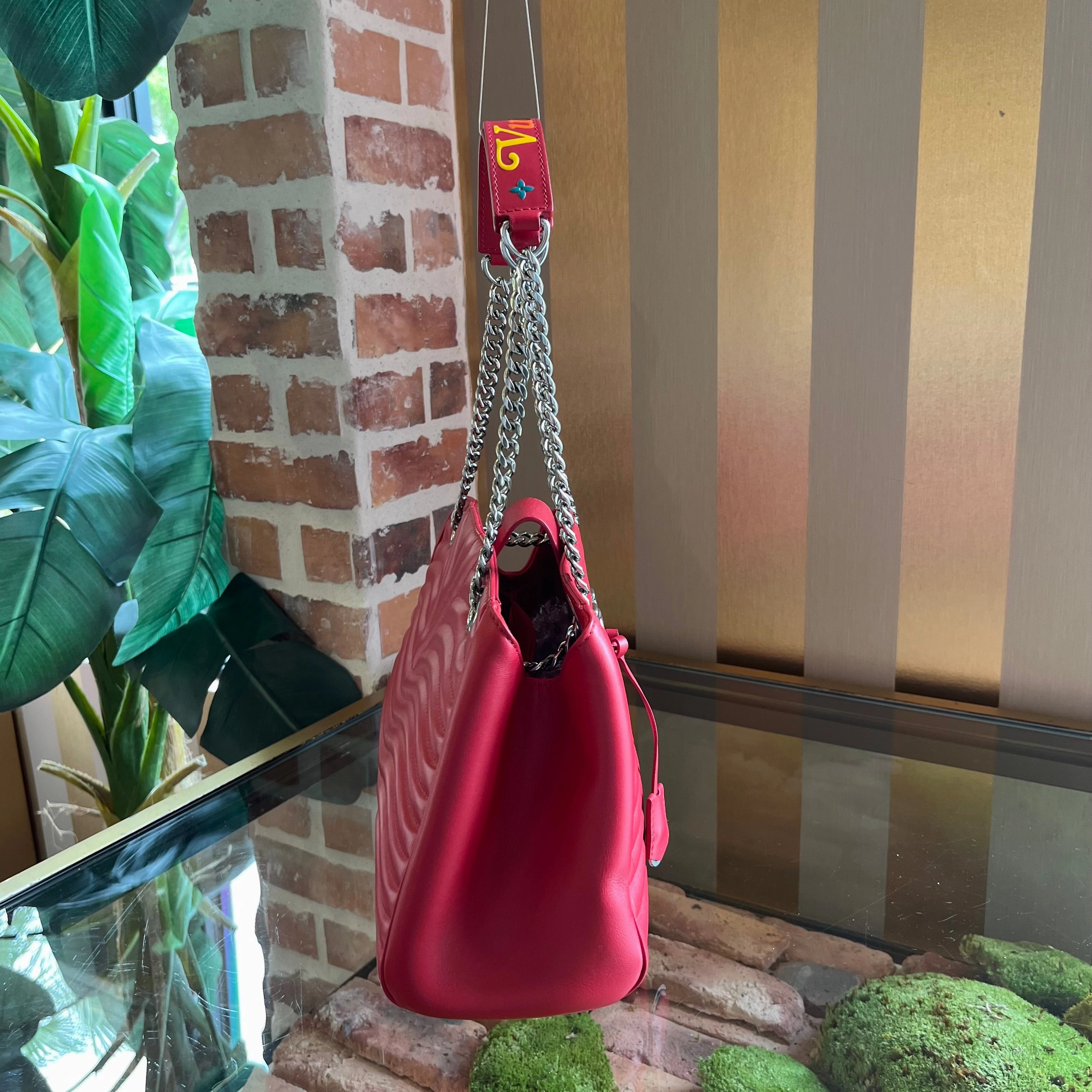 LOUIS VUITTON New Wave Red Leather Chain Tote Bag