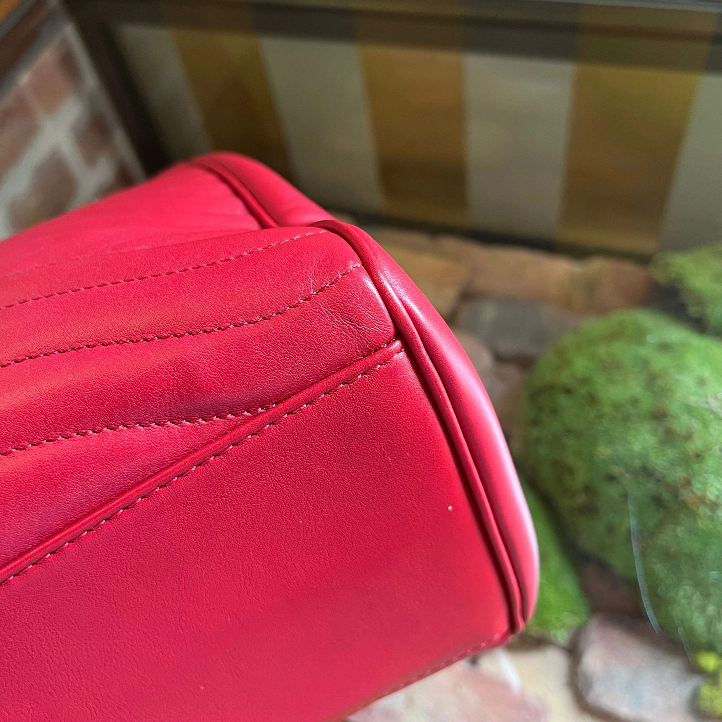LOUIS VUITTON New Wave Red Leather Chain Tote Bag