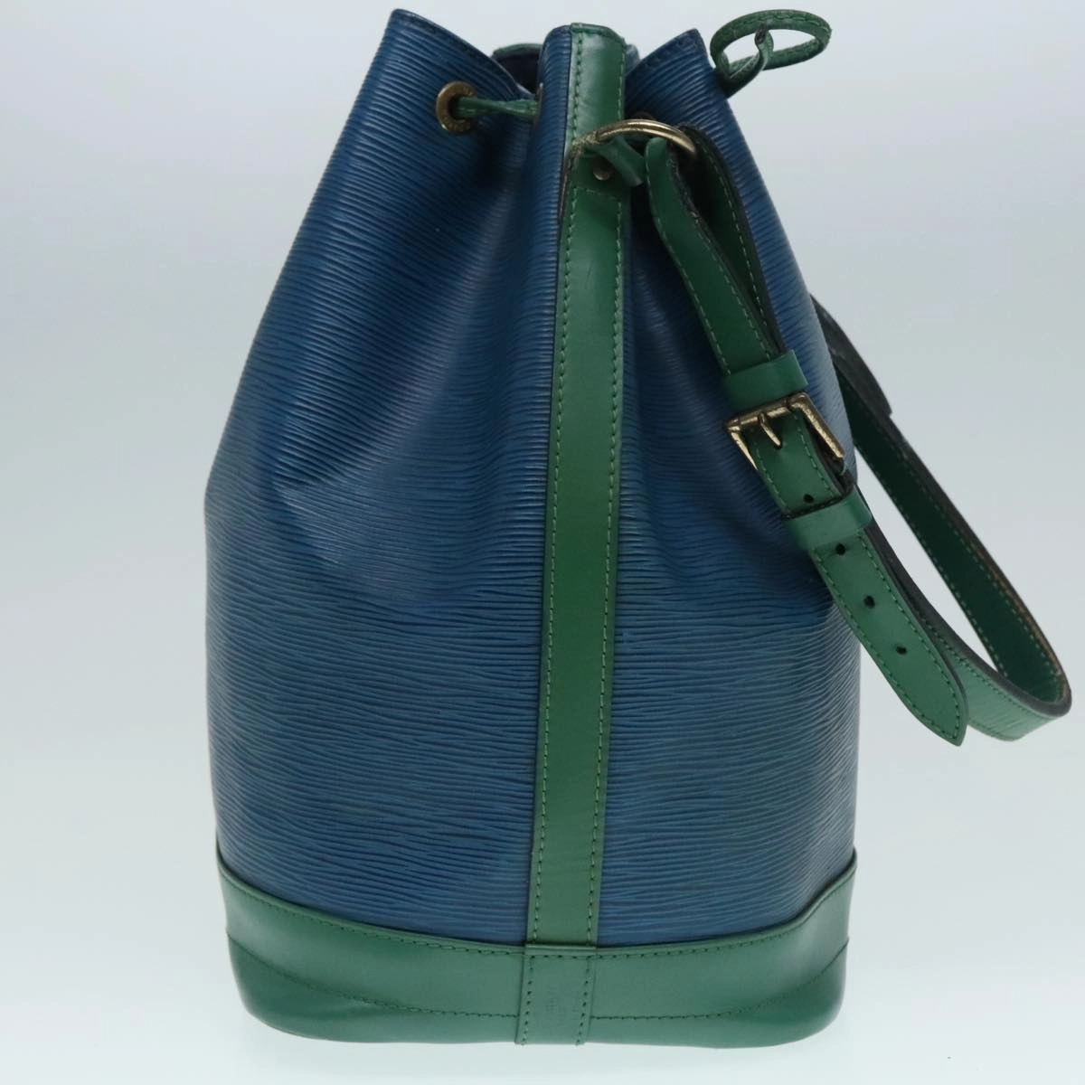 Louis Vuitton No Blue Leather Shoulder Bag