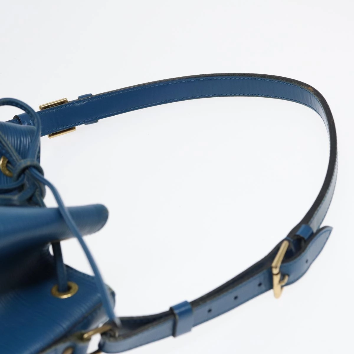 Louis Vuitton Noe Blue Leather Shoulder Bag