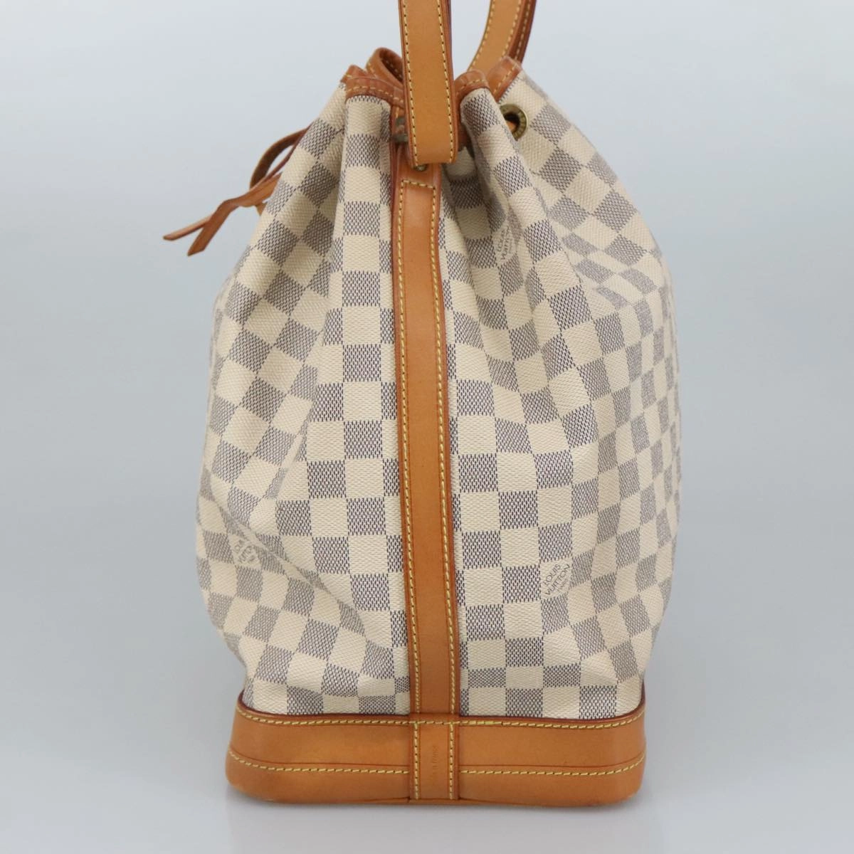 Louis Vuitton Noe White Canvas Shoulder Bag