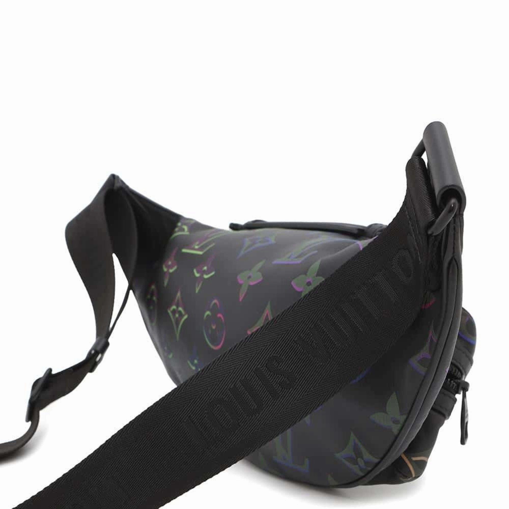 Louis Vuitton Noir Fanny Pack Sling Bag (Pre-Owned)