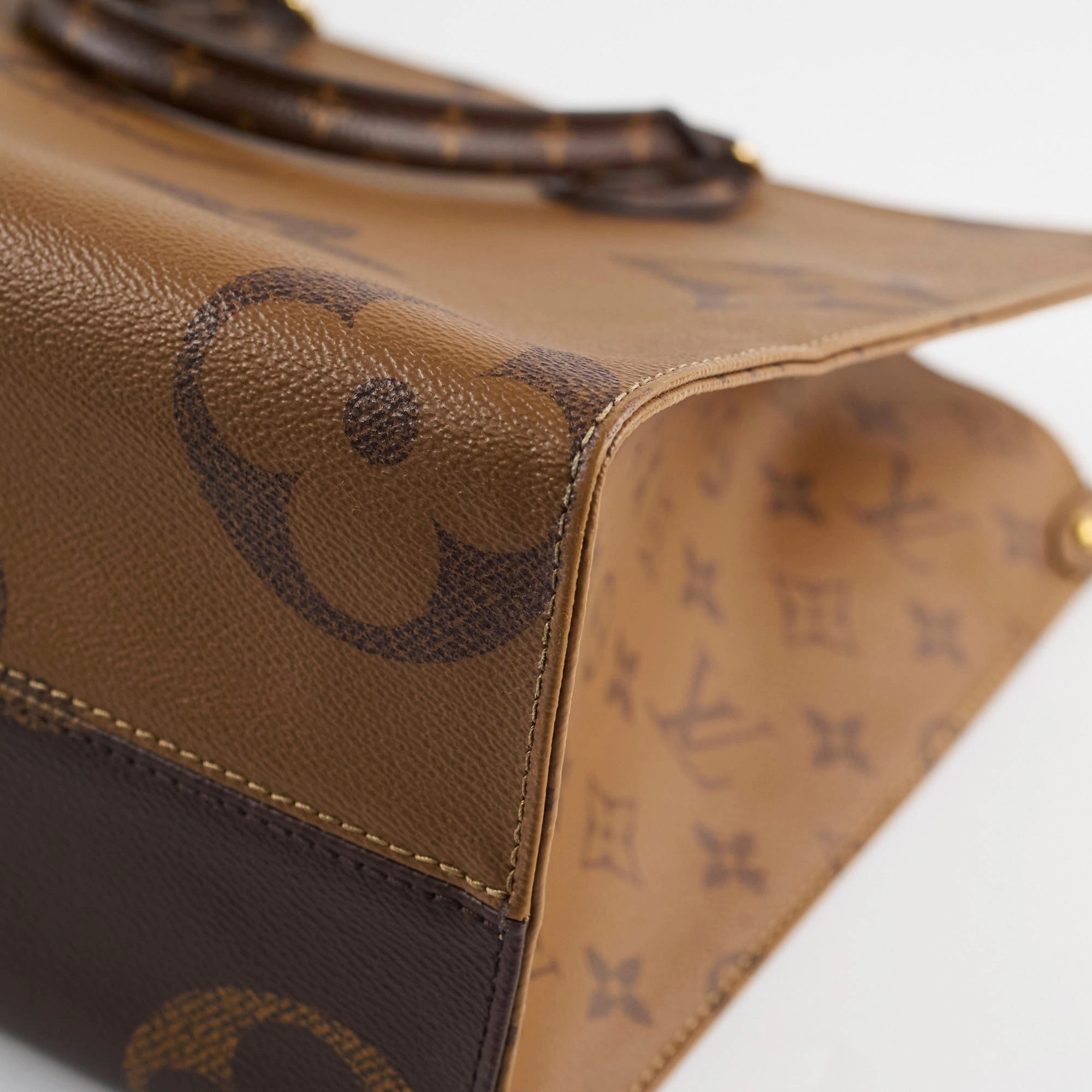 Louis Vuitton On The  Go MM Monogram