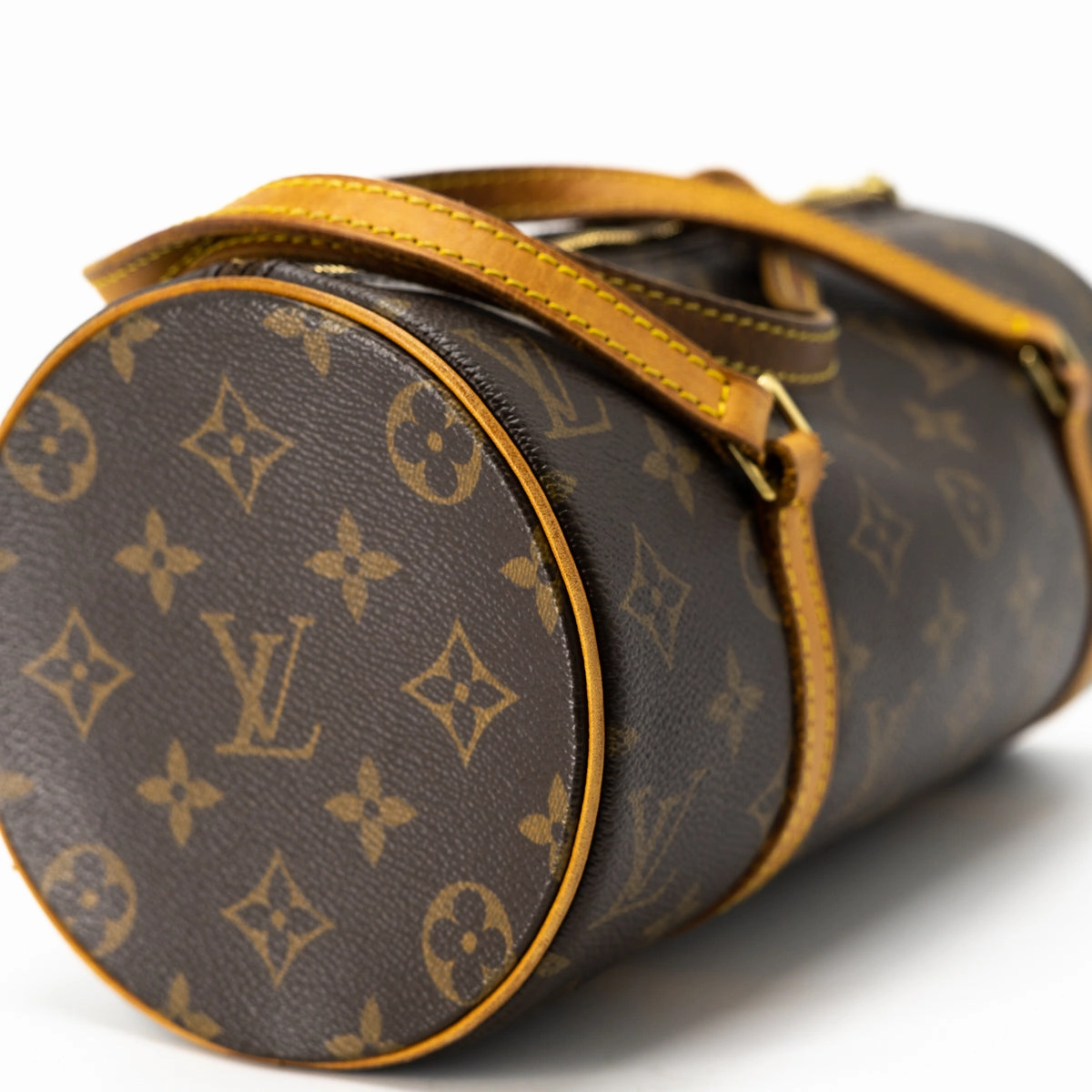 Louis Vuitton Papillion 26