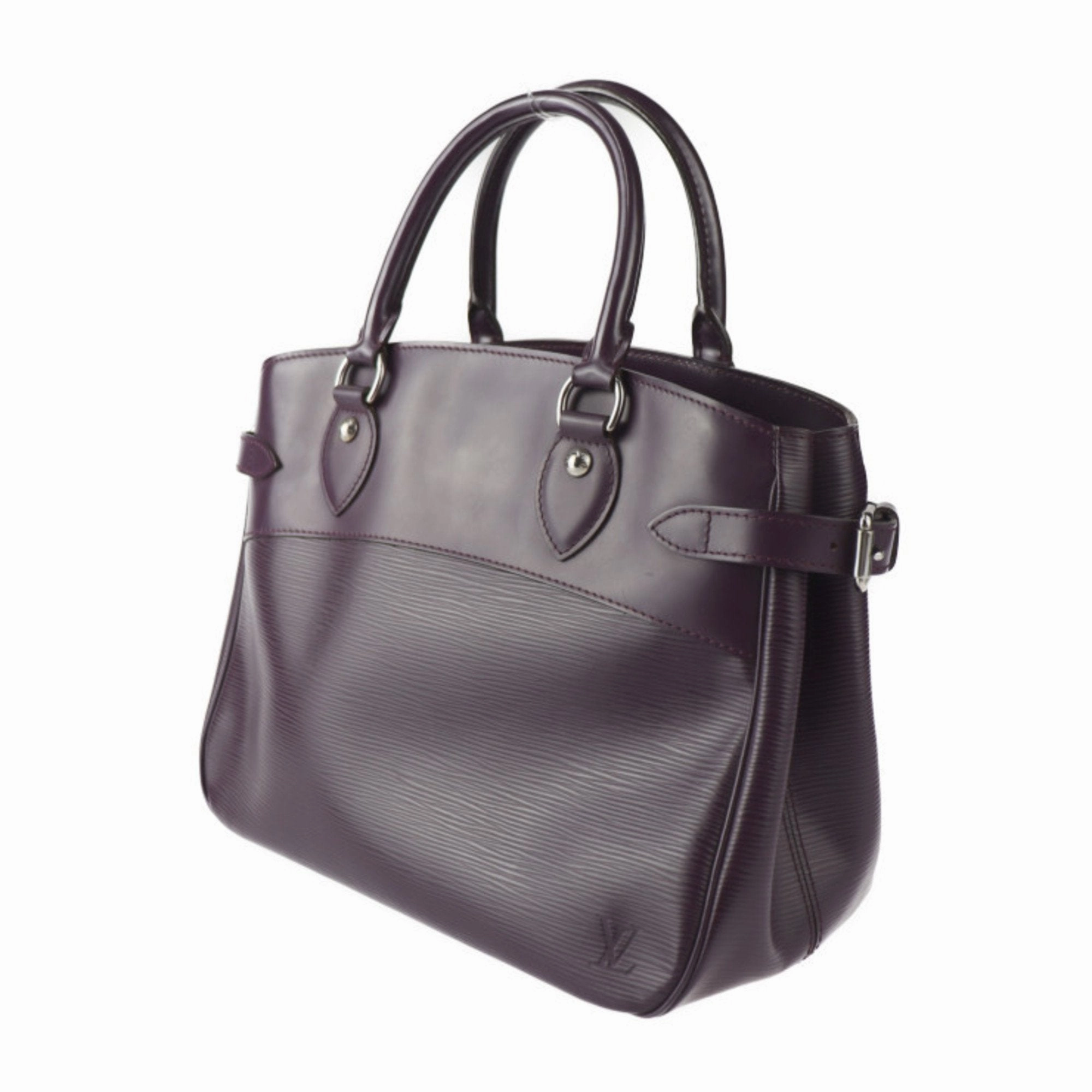 Louis Vuitton Passy Leather Handbag (Pre-Owned)