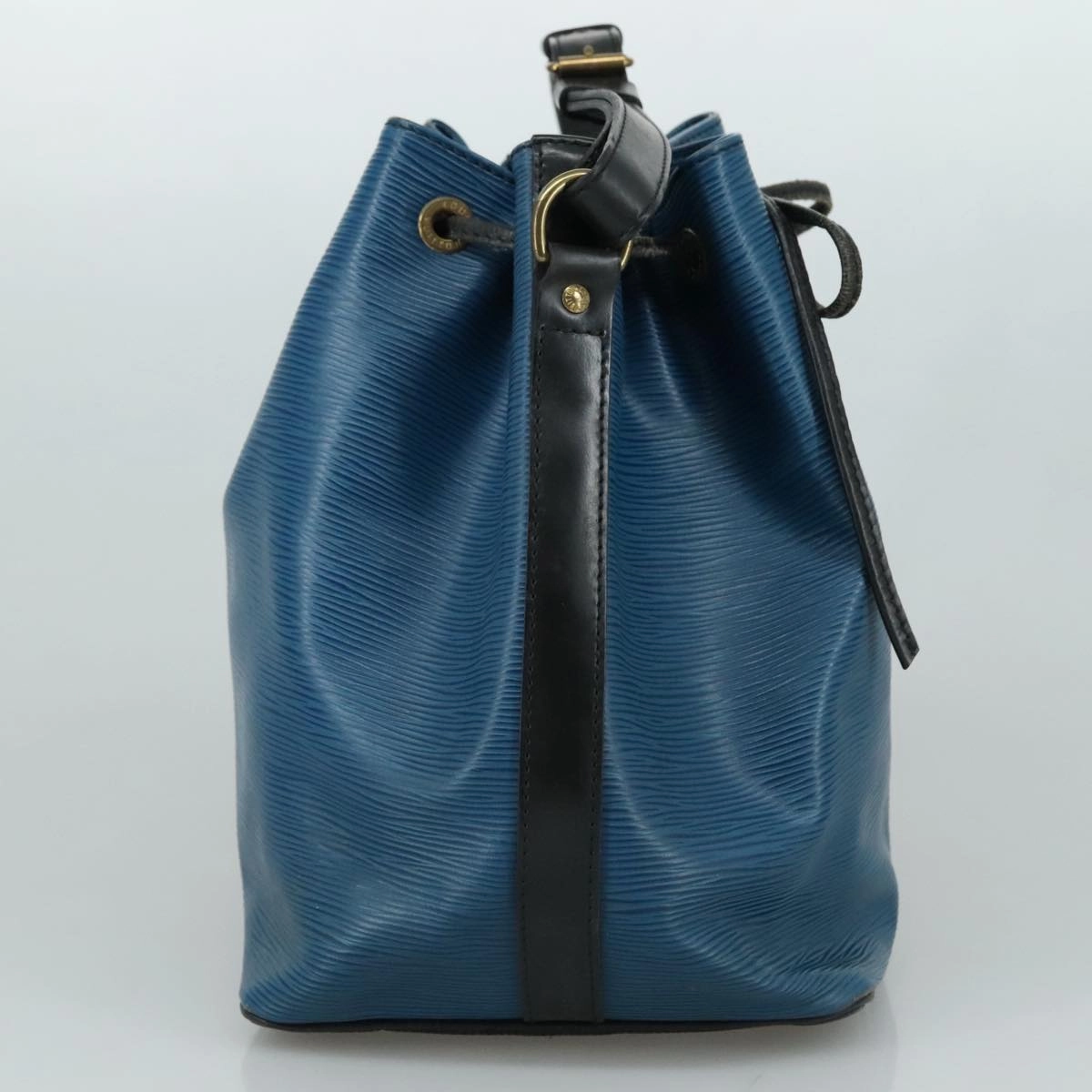 Louis Vuitton Petit No Blue Leather Shoulder Bag