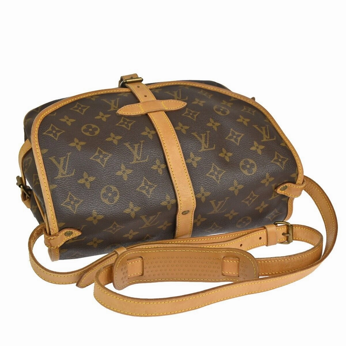 Louis Vuitton Saumur 30  Canvas Shoulder Bag ()