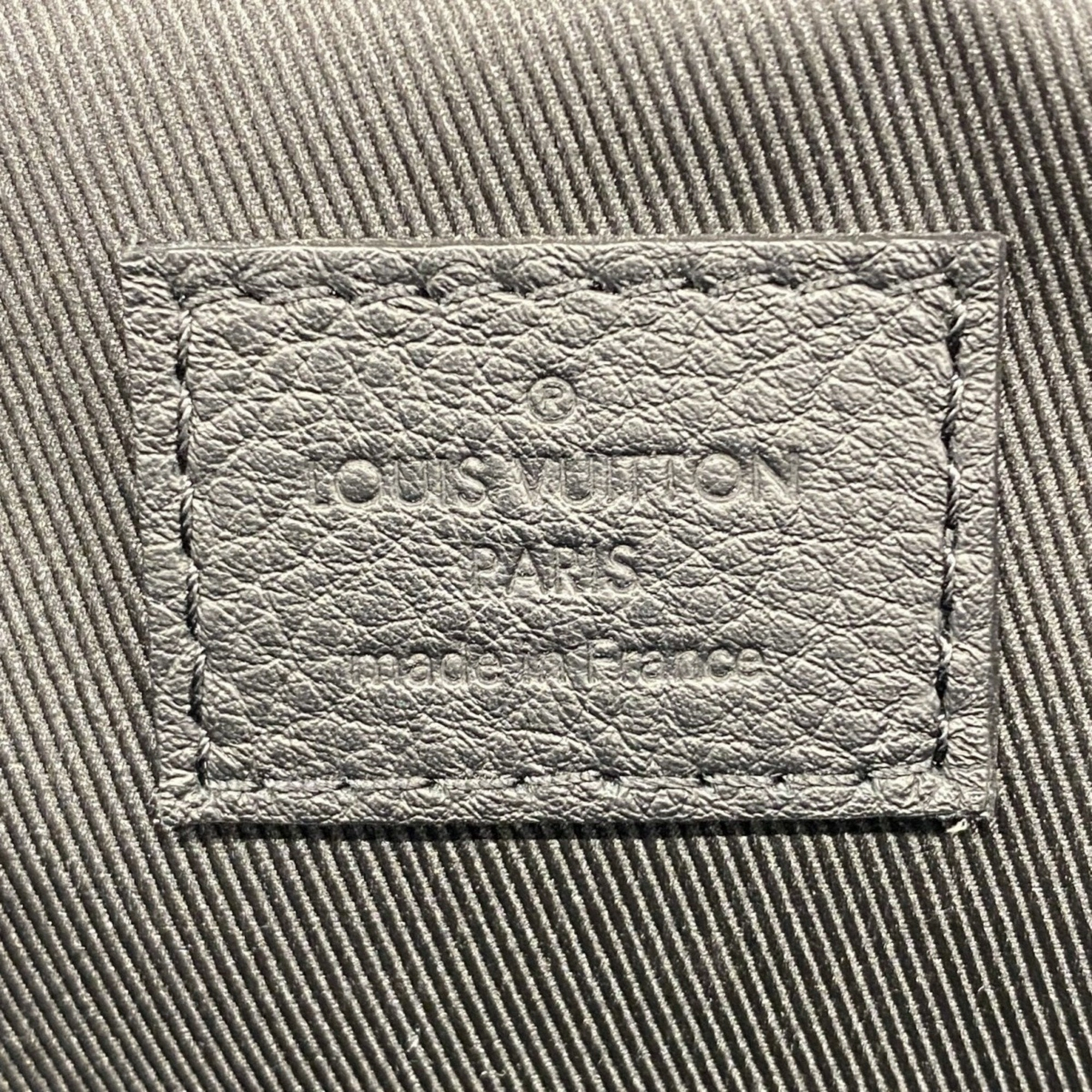 Louis Vuitton Shoulder Bag (Pre-Owned)