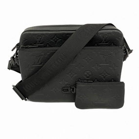 Louis Vuitton Shoulder Bag (Pre-Owned)