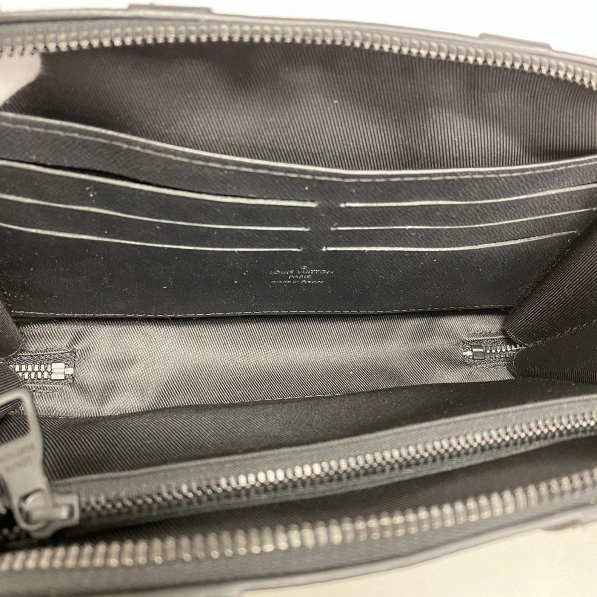 Louis Vuitton Shoulder Bag (Pre-Owned)