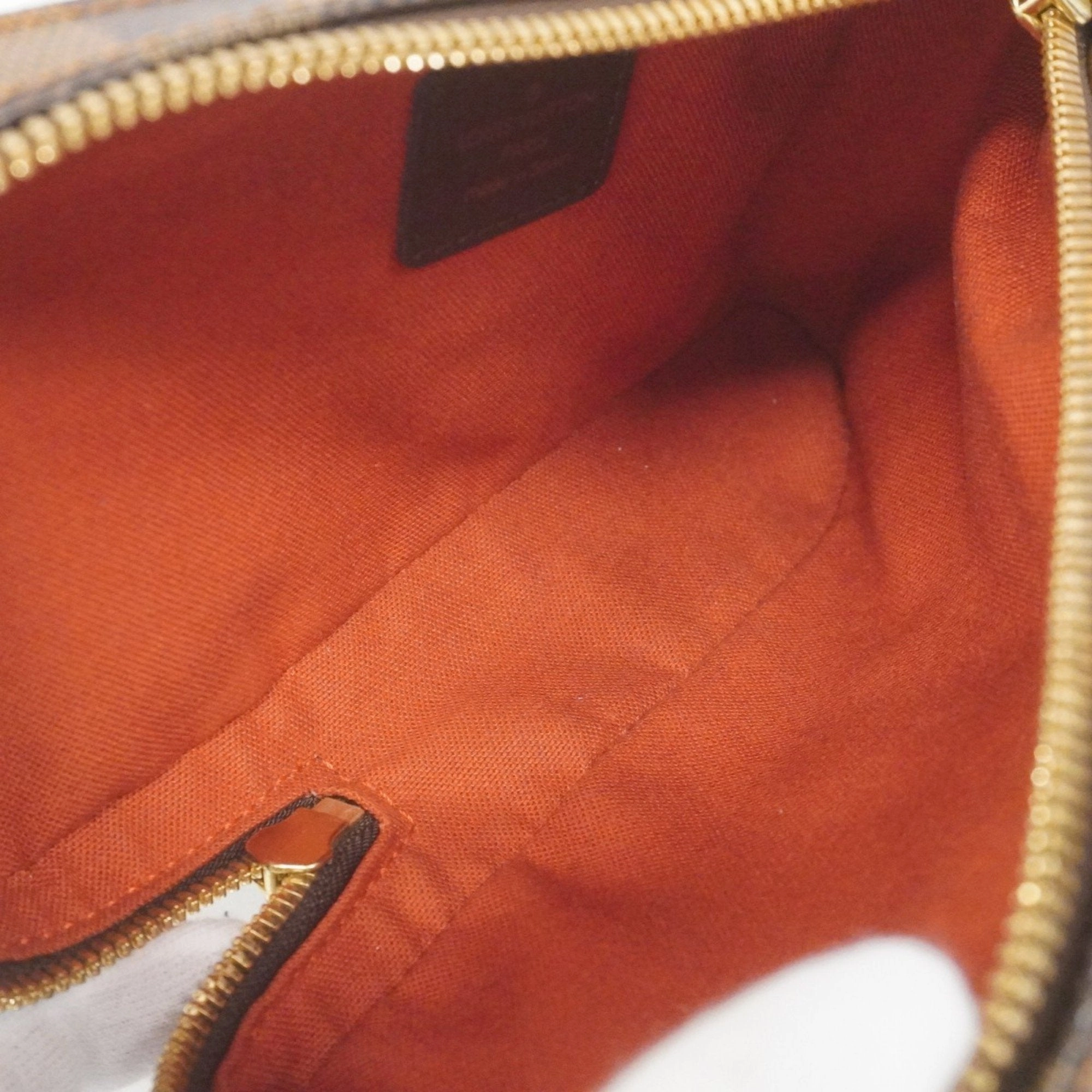 Louis Vuitton Sling Bag (Pre-Owned)