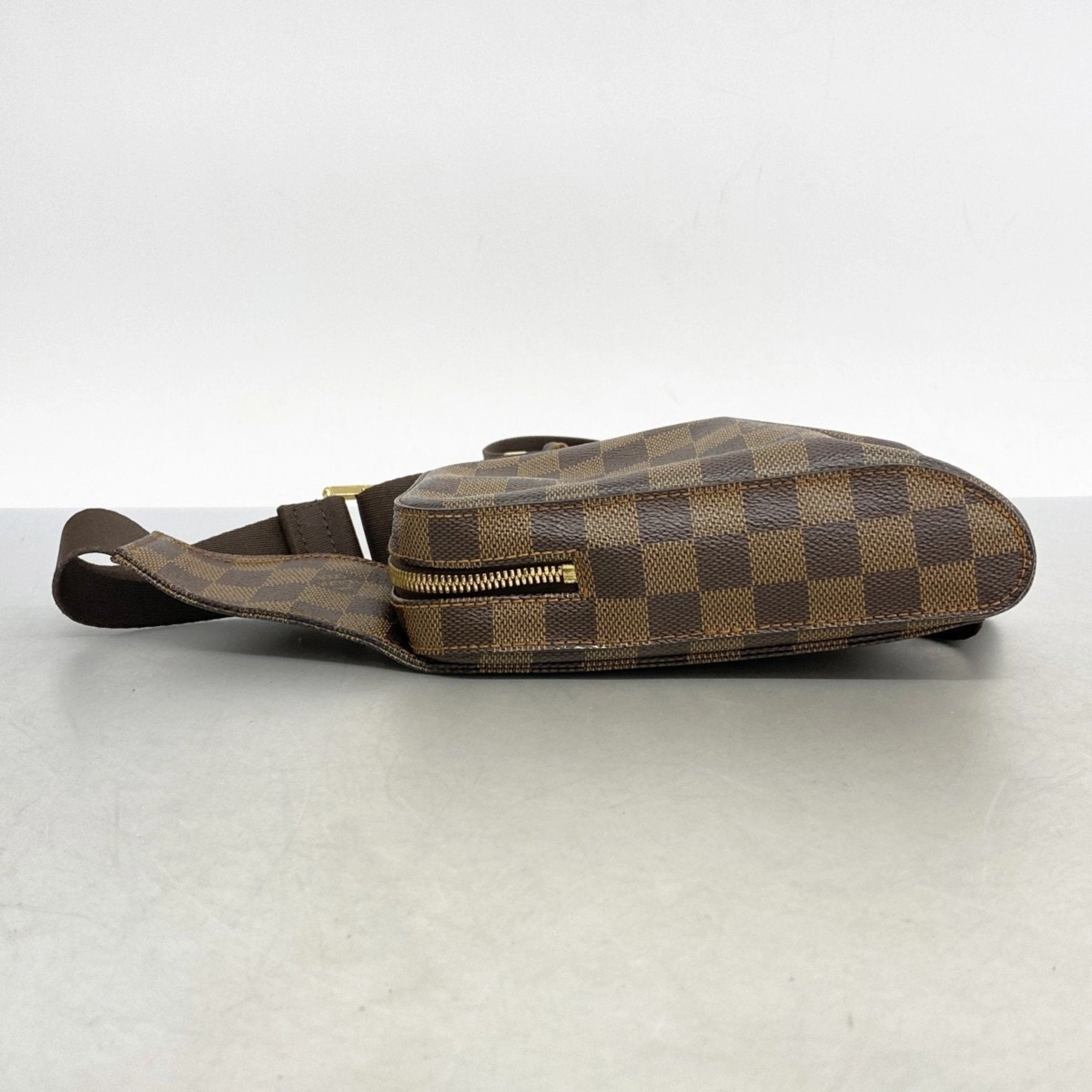 Louis Vuitton Sling Bag (Pre-Owned)
