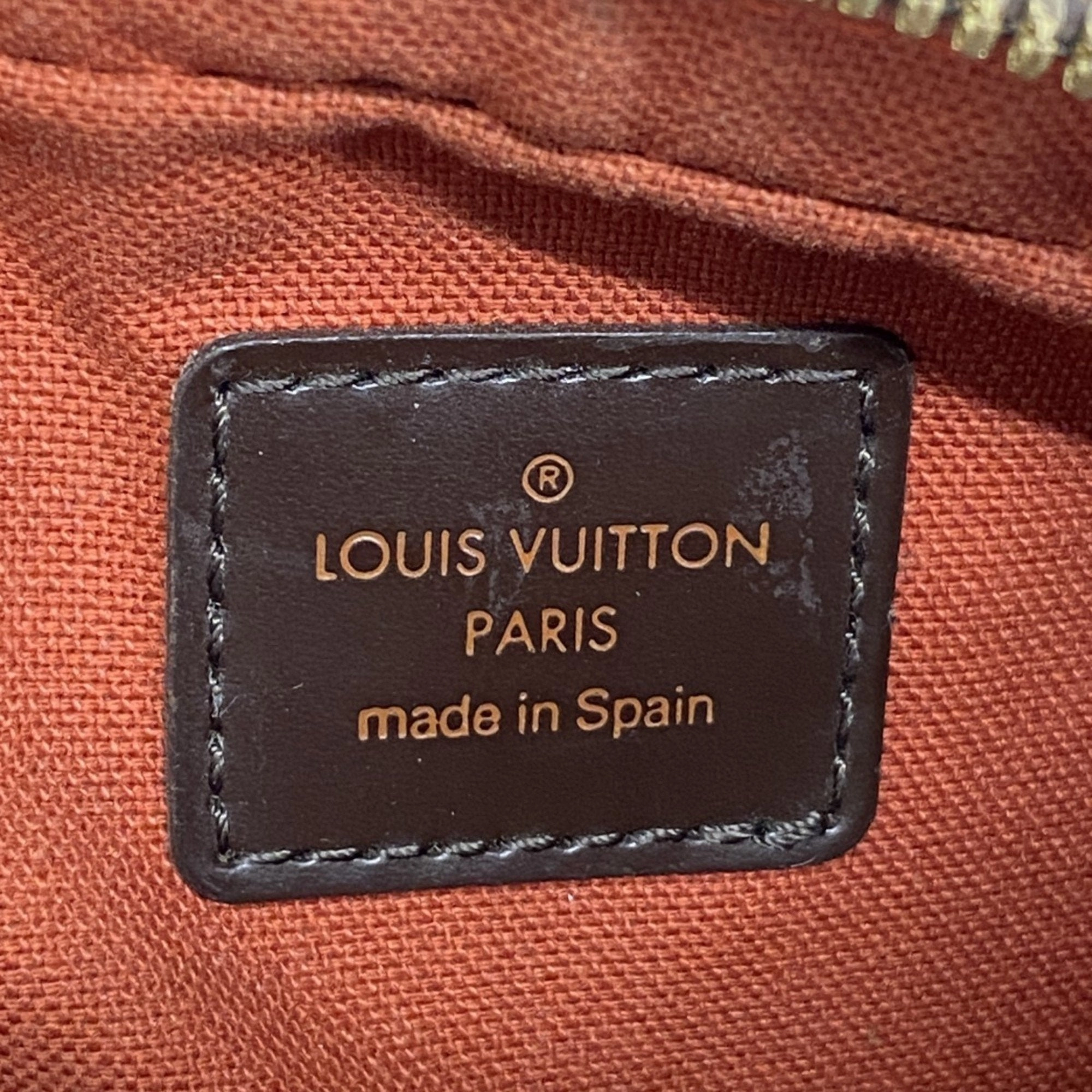 Louis Vuitton Sling Bag (Pre-Owned)