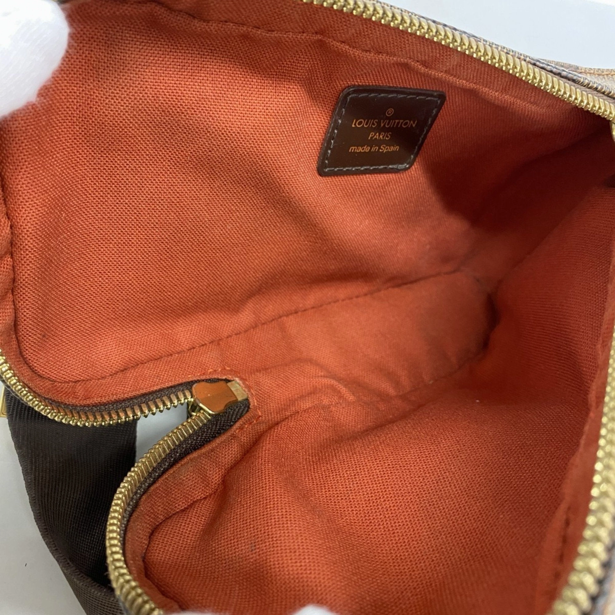 Louis Vuitton Sling Bag (Pre-Owned)
