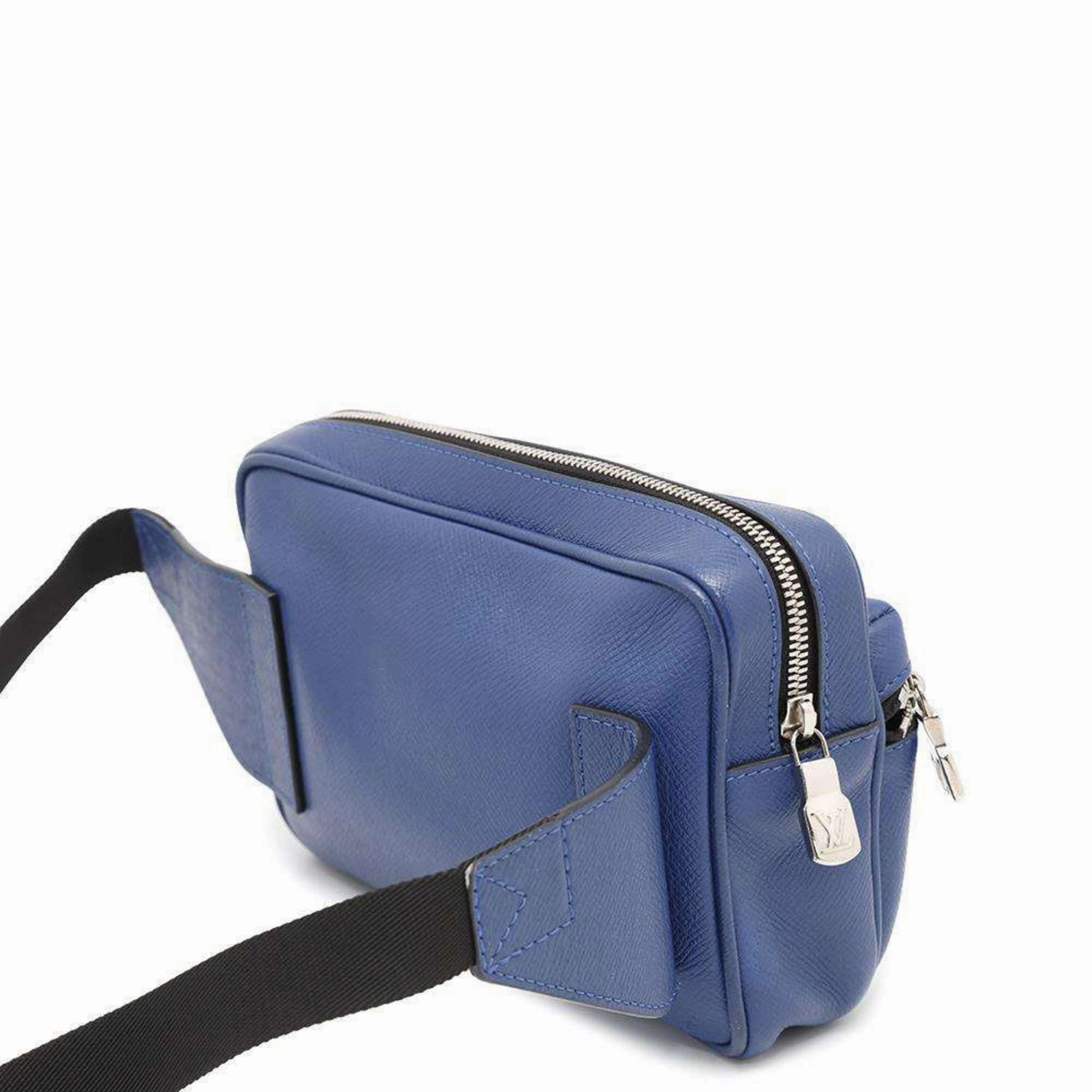Louis Vuitton Taiga Leather Pouch Sling Bag (Pre-Owned)