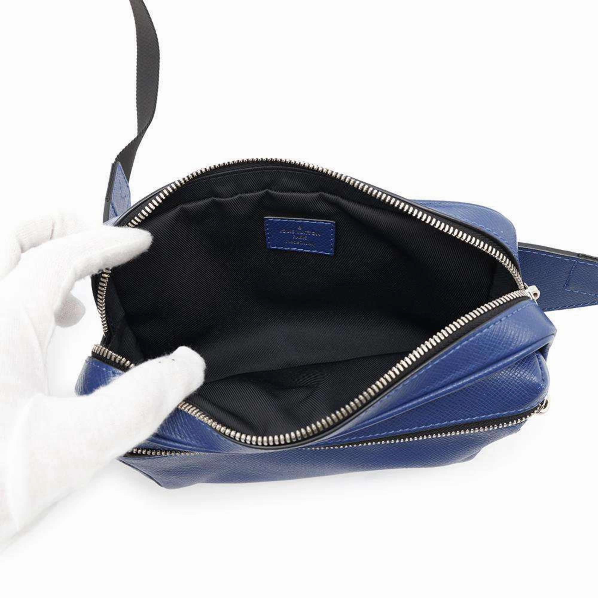 Louis Vuitton Taiga Leather Pouch Sling Bag (Pre-Owned)