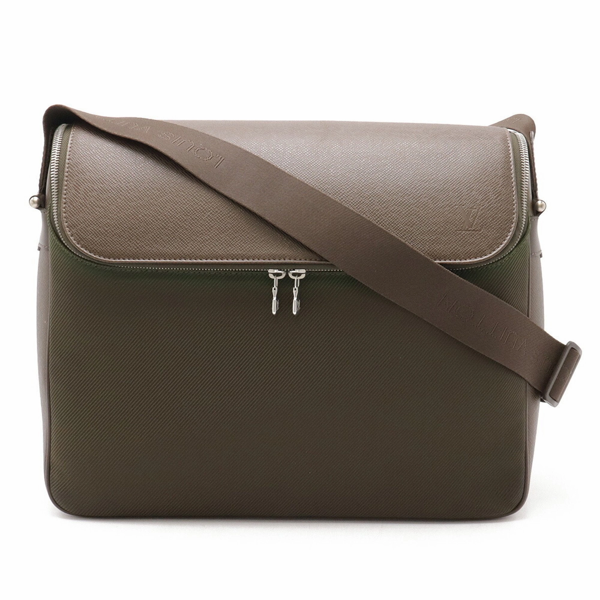 Louis Vuitton Taiga Taiga Leather Nylon Canvas Shoulder Bag (Pre-Owned)