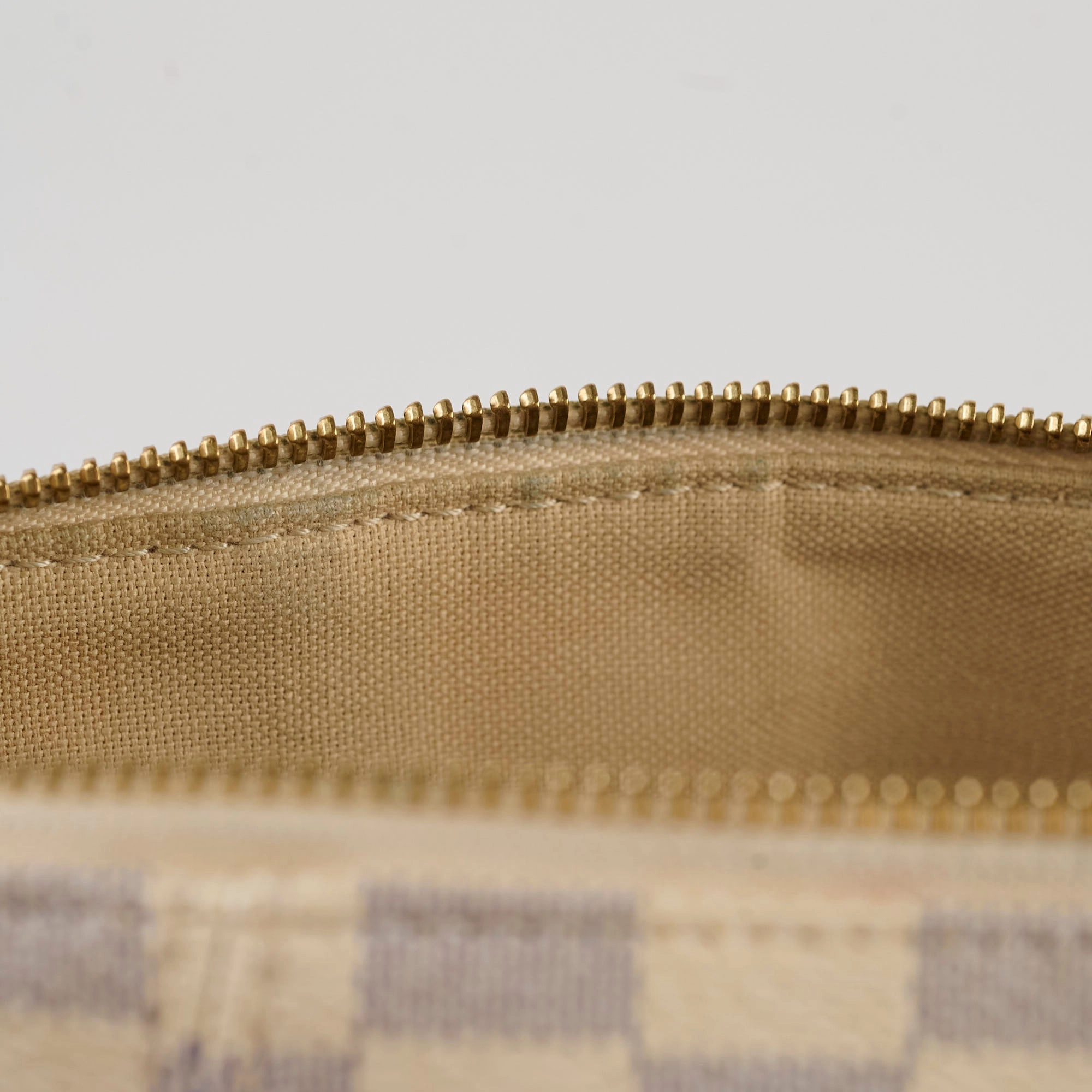 Louis Vuitton Totally PM Damir Azur