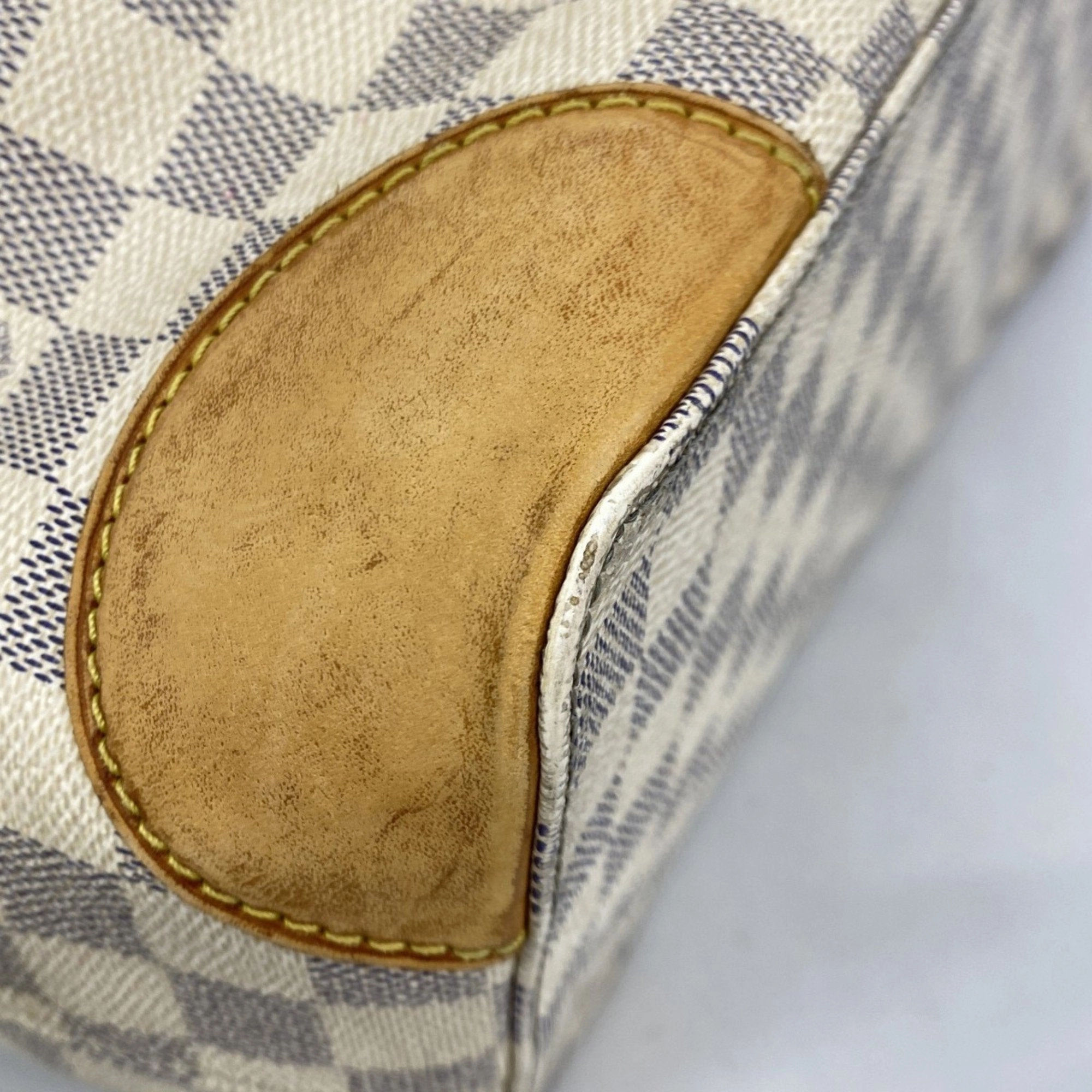Louis Vuitton Tote Bag (Pre-Owned)