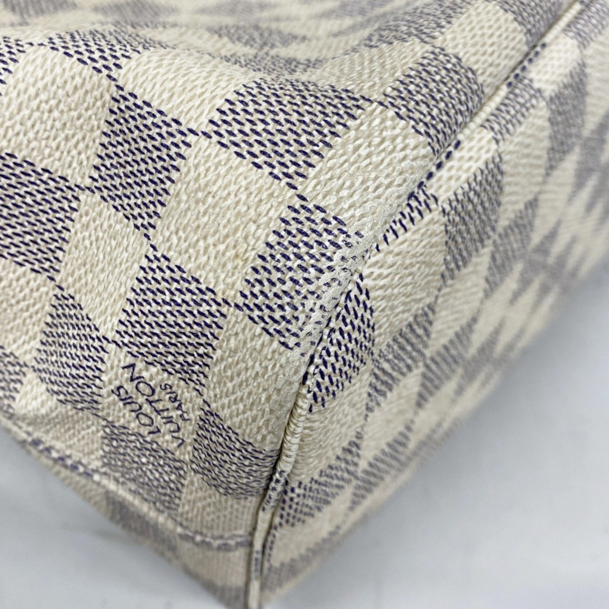 Louis Vuitton Tote Bag (Pre-Owned)