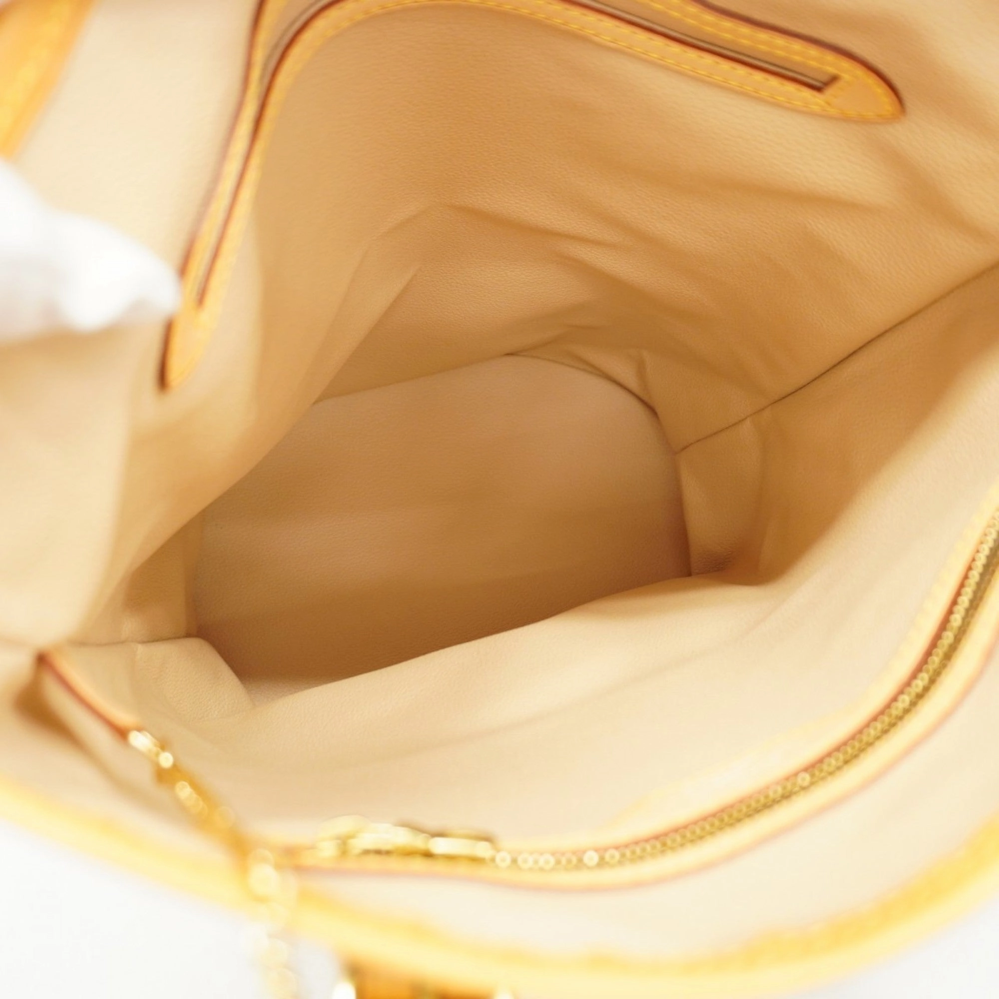 Louis Vuitton Tote Bag (Pre-Owned)
