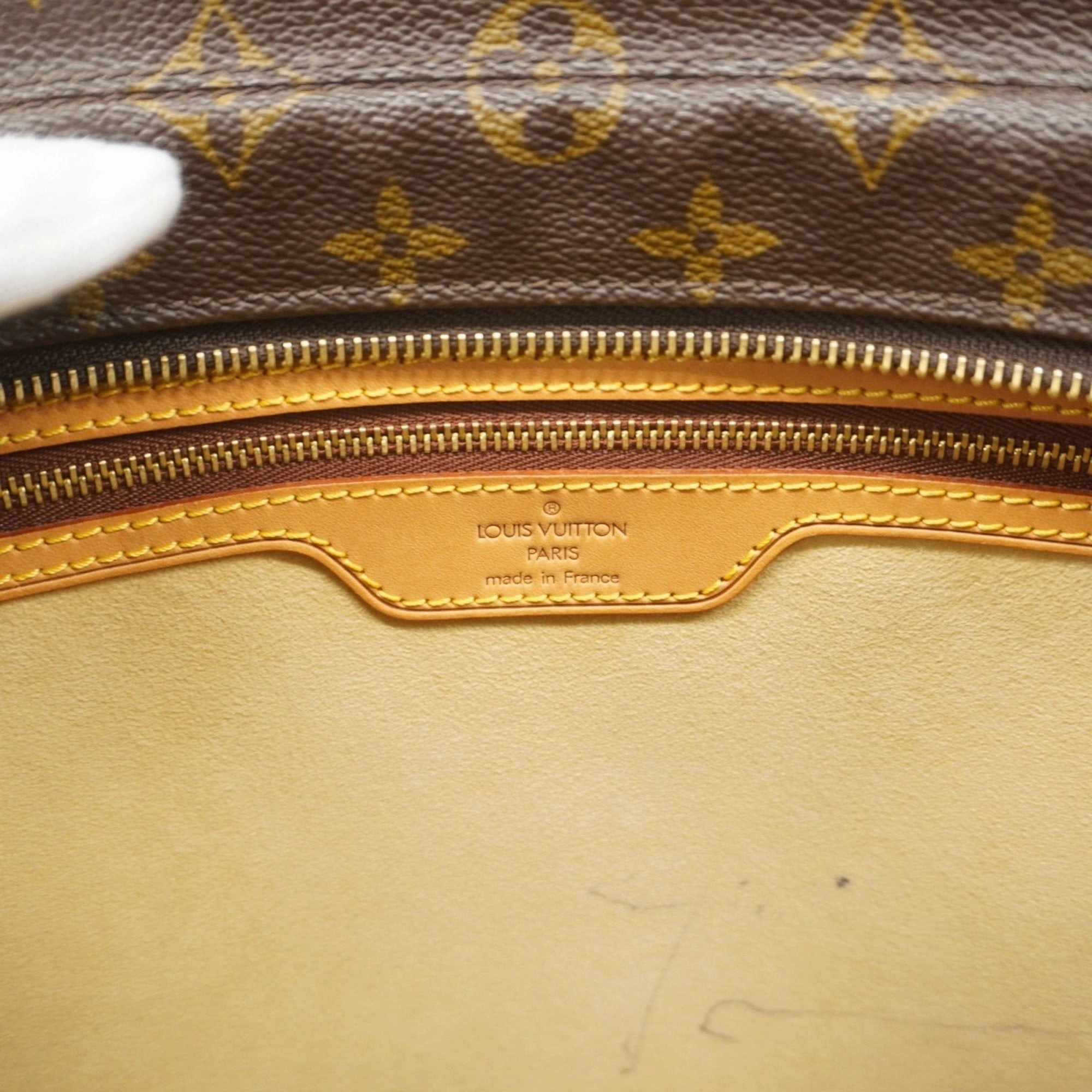 Louis Vuitton Tote Bag (Pre-Owned)