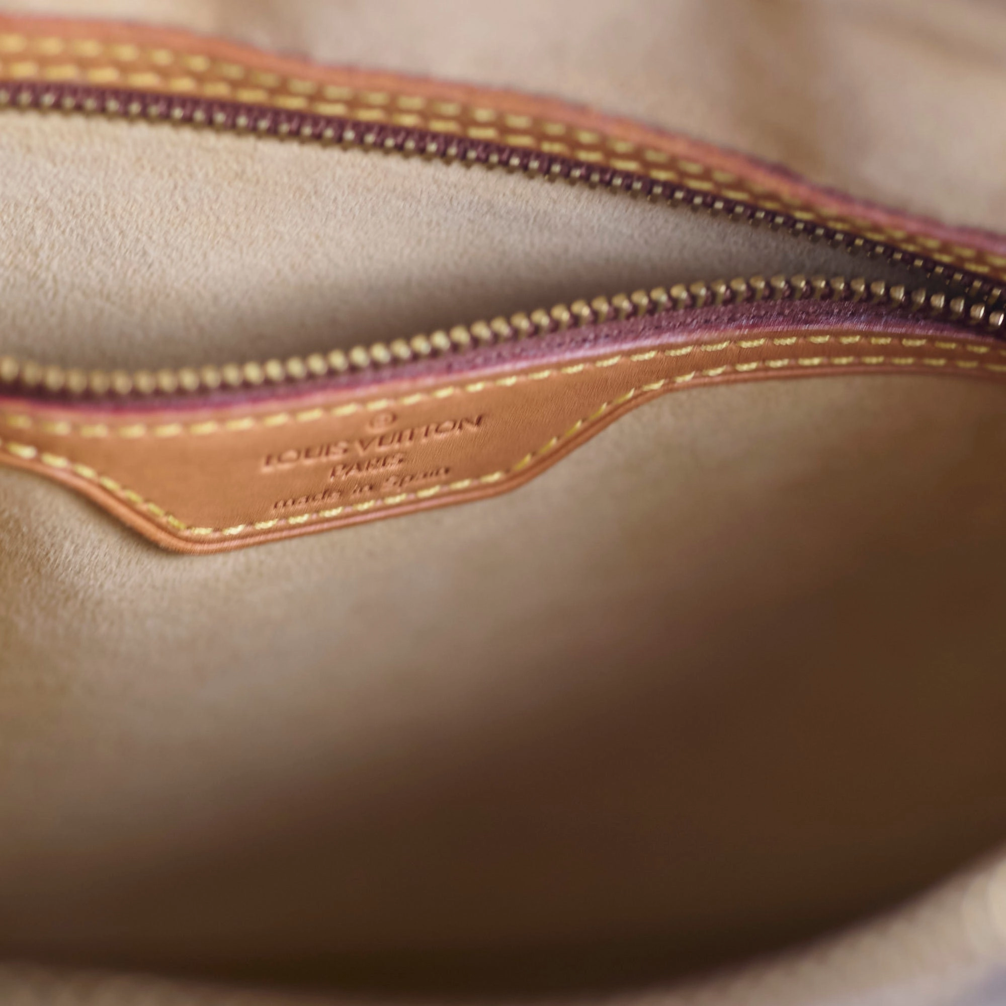 Louis Vuitton Tote Monogram