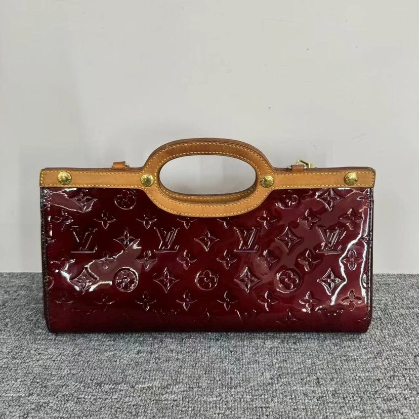 Louis Vuitton Vernis Burgundy Shoulder Bag