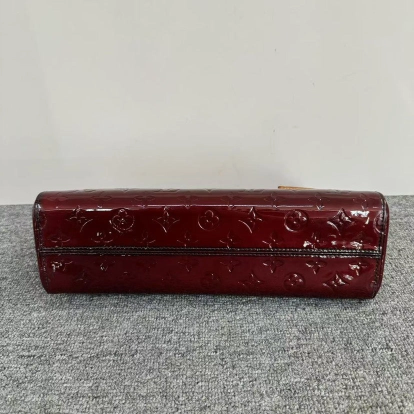 Louis Vuitton Vernis Burgundy Shoulder Bag