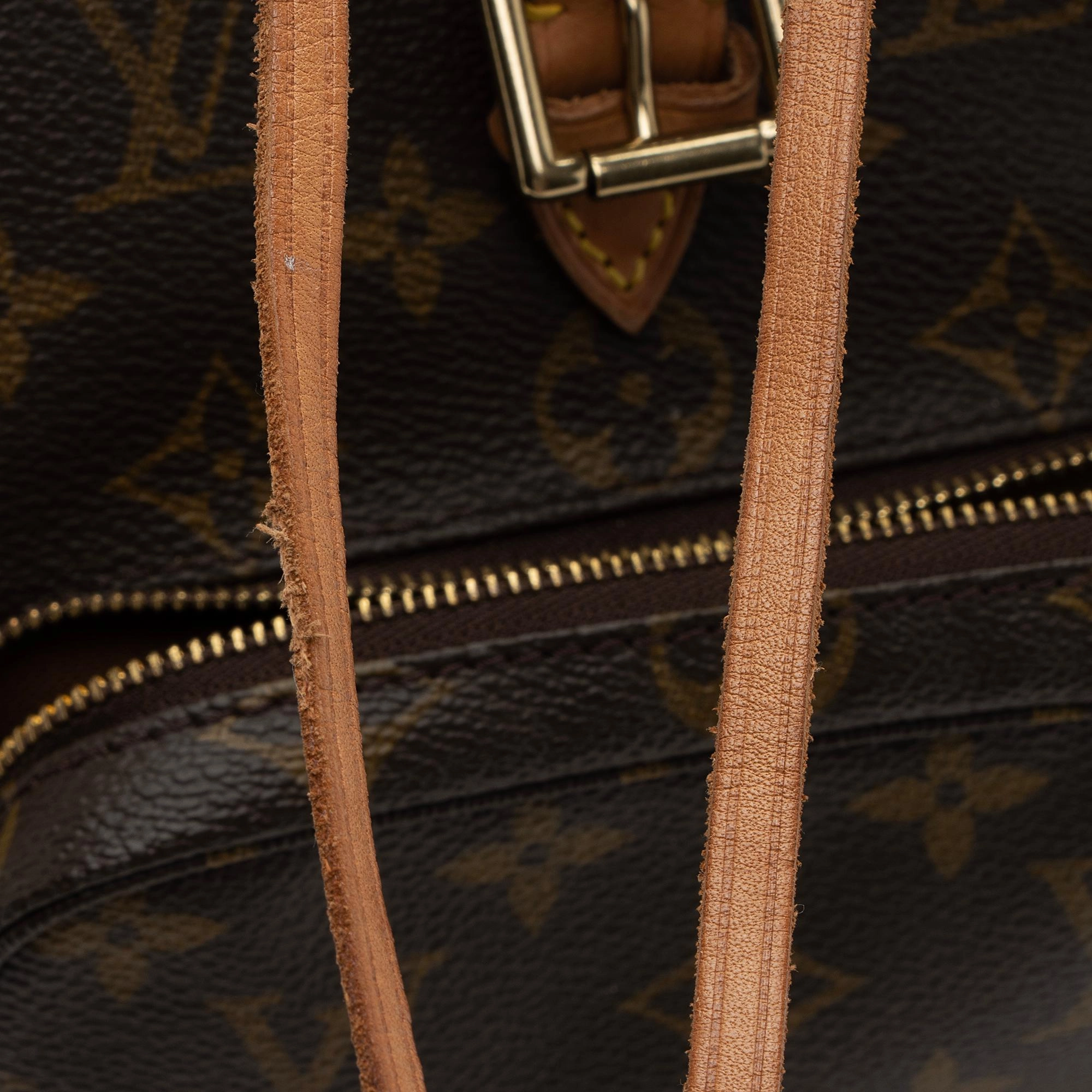 Louis Vuitton Vintage Monogram Canvas Montsouris MM Backpack (SHF-EUGvQe)