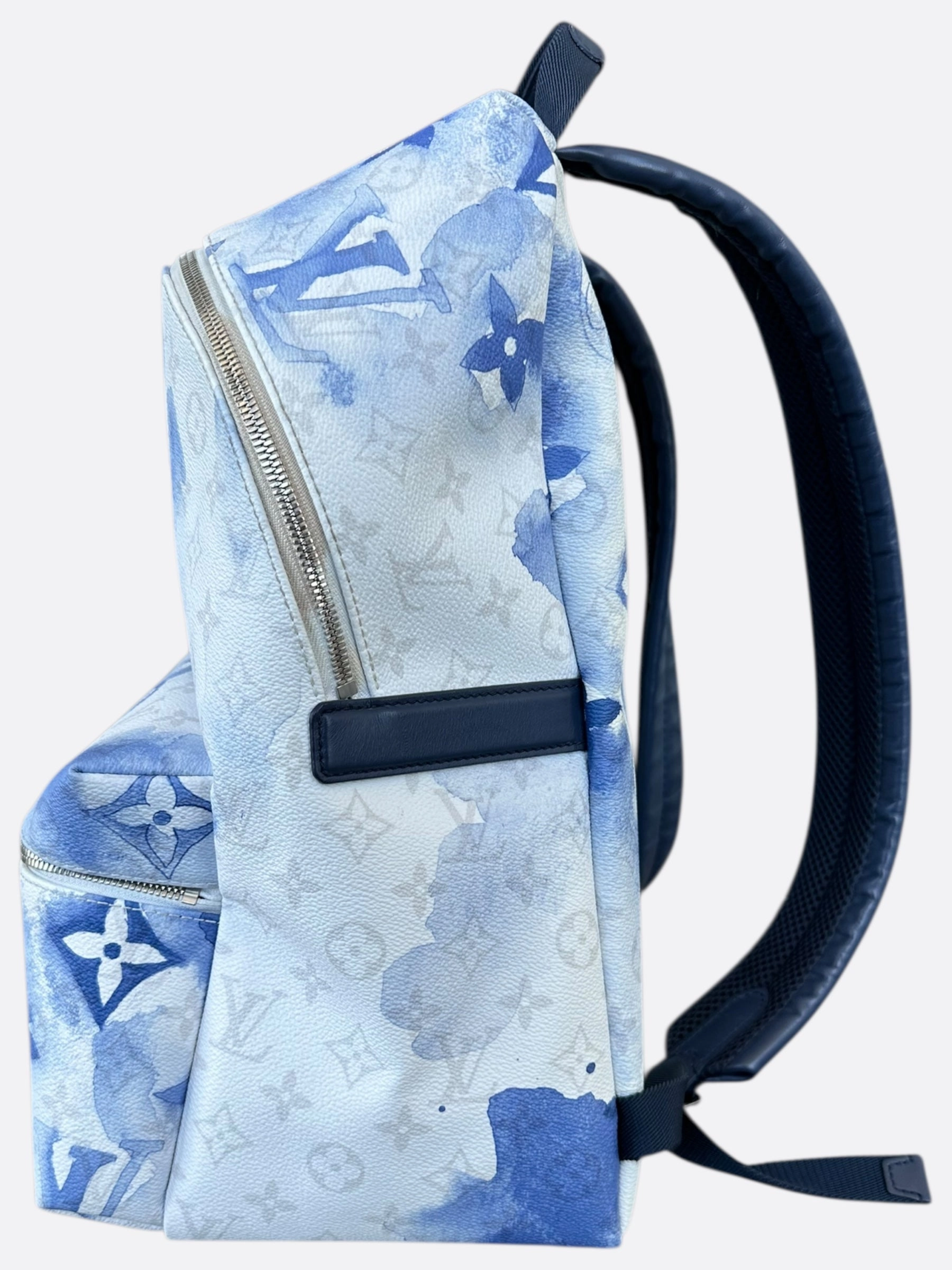 Louis Vuitton White & Blue Watercolor Monogram Discovery Backpack
