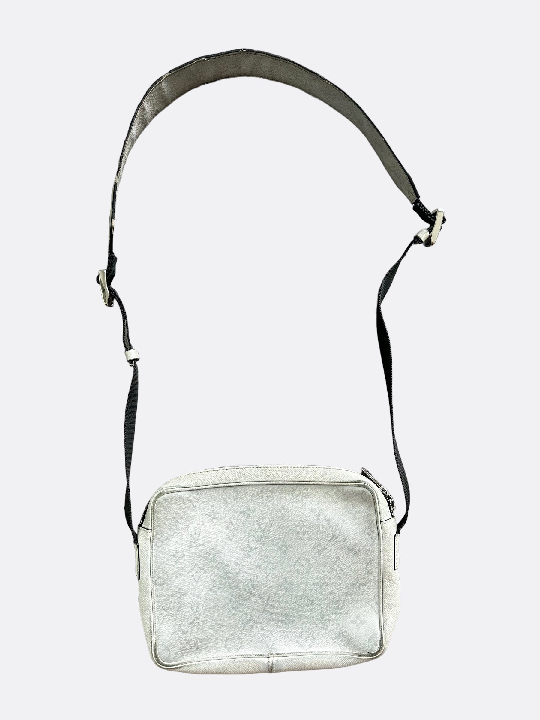 Louis Vuitton White Monogram Outdoor Messenger Bumbag