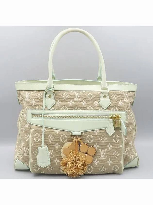 M93498 shoulder bag