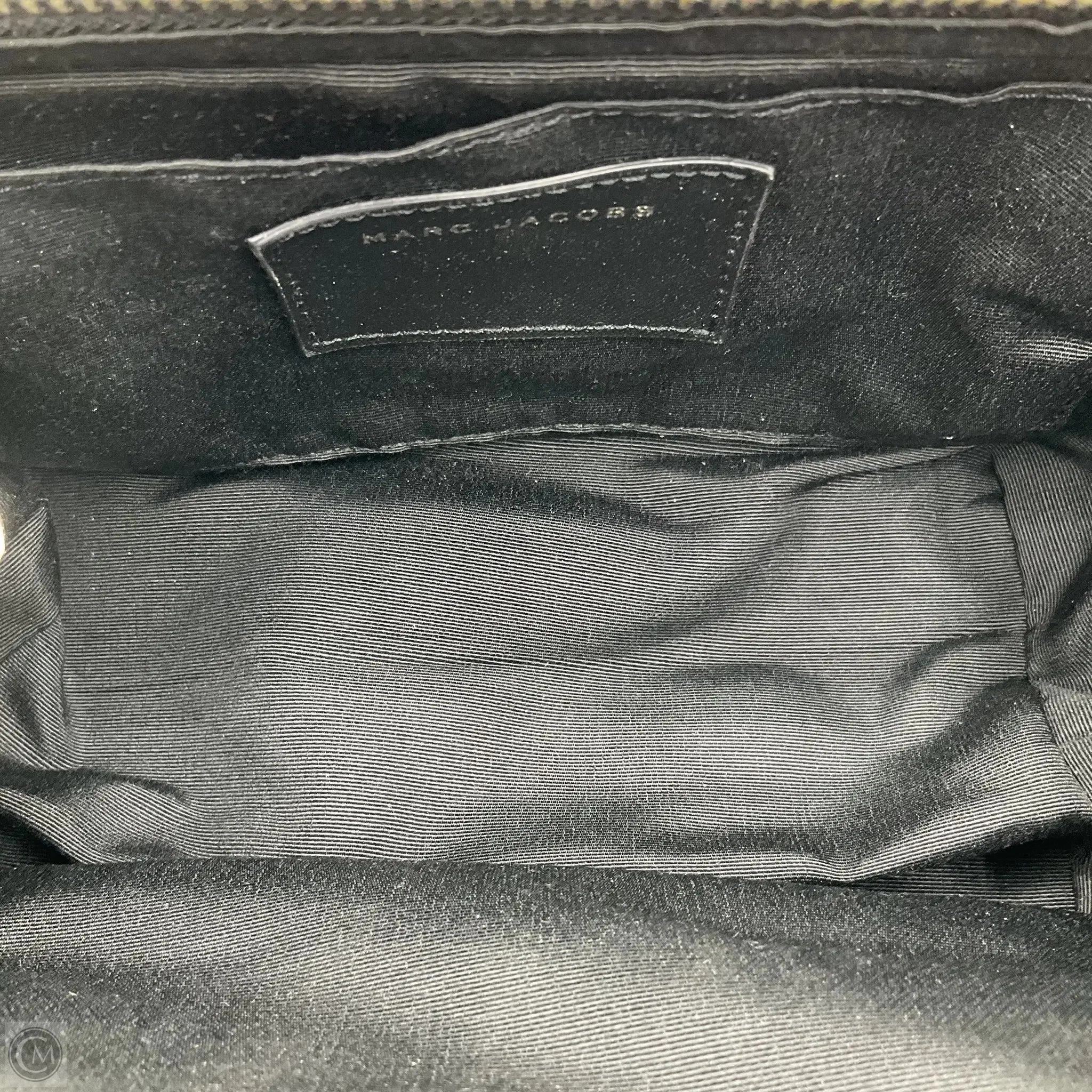 Makeup Bag Luxury Designer By Marc Jacobs, Size: Medium