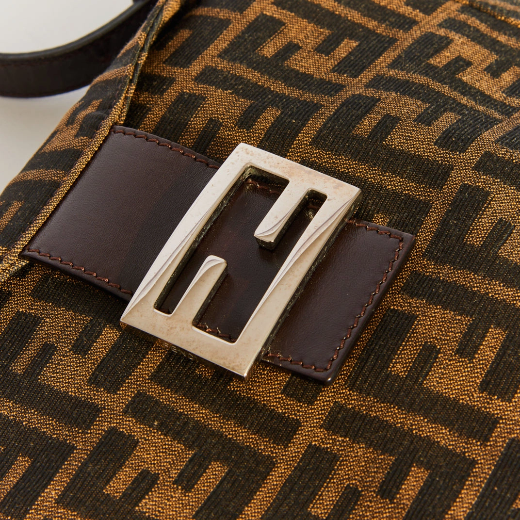 Mamma Zucca Baguette Shoulder Bag in Brown Canvas