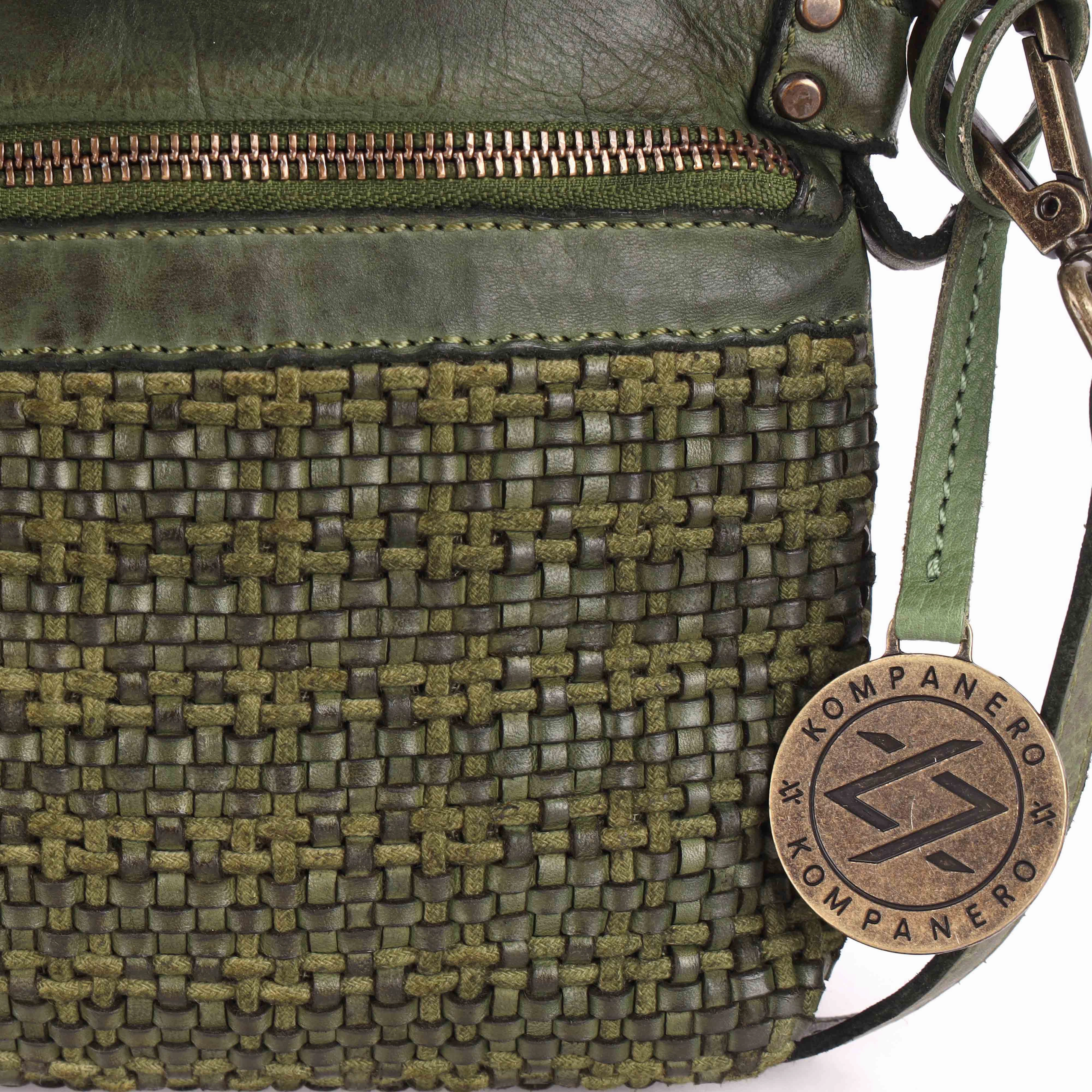 Melora - The Small Slingbag