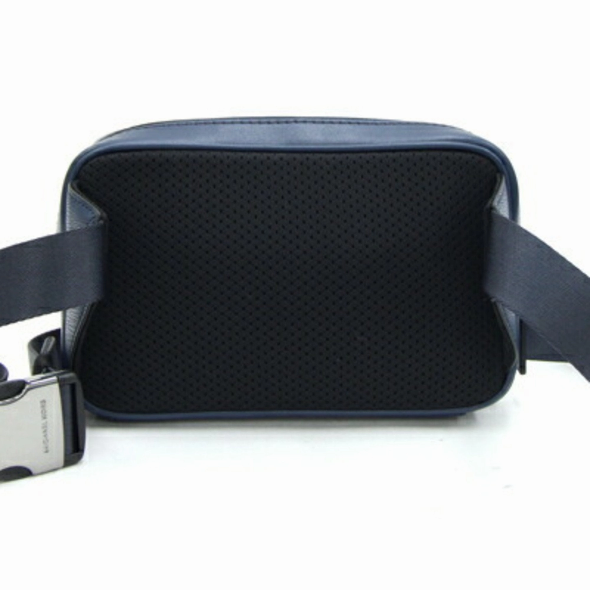 Michael Kors  Leather Fanny Pack Sling Bag (Pre-Owned)