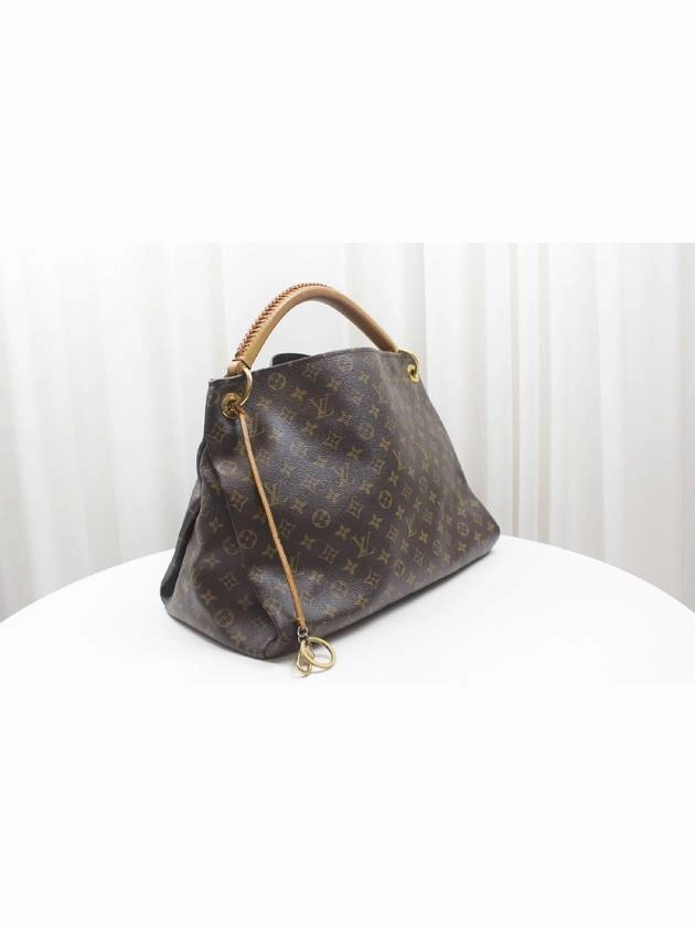 Monogram Atchi MM Shoulder Bag M40249