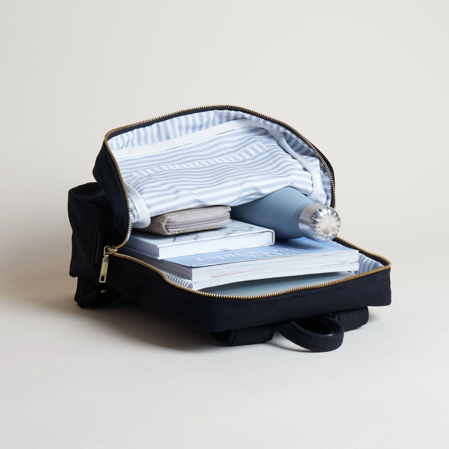 Natural Cotton Canvas Daypack | Night Black