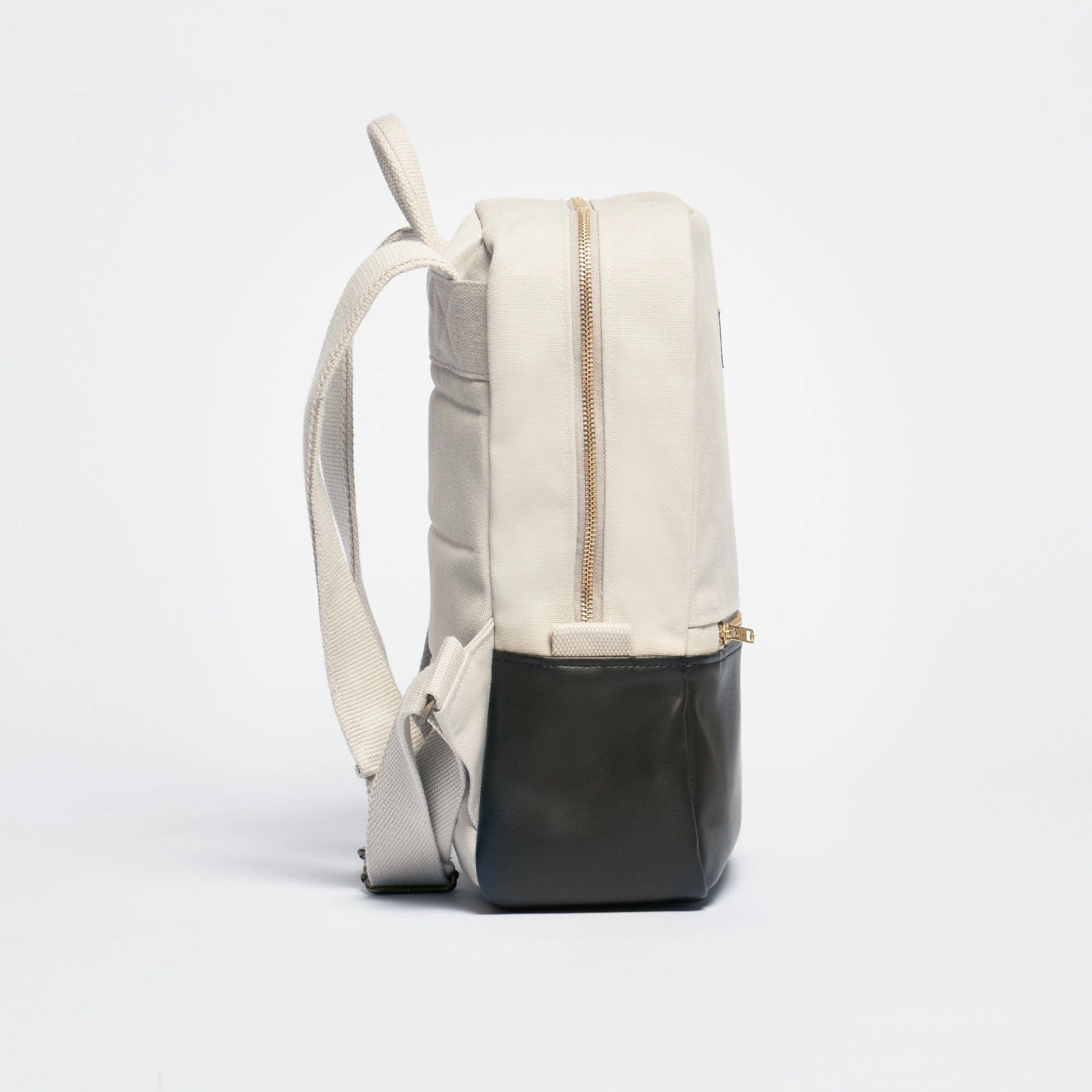 Natural Cotton Canvas Two-Tone Daypack | Sand & Black