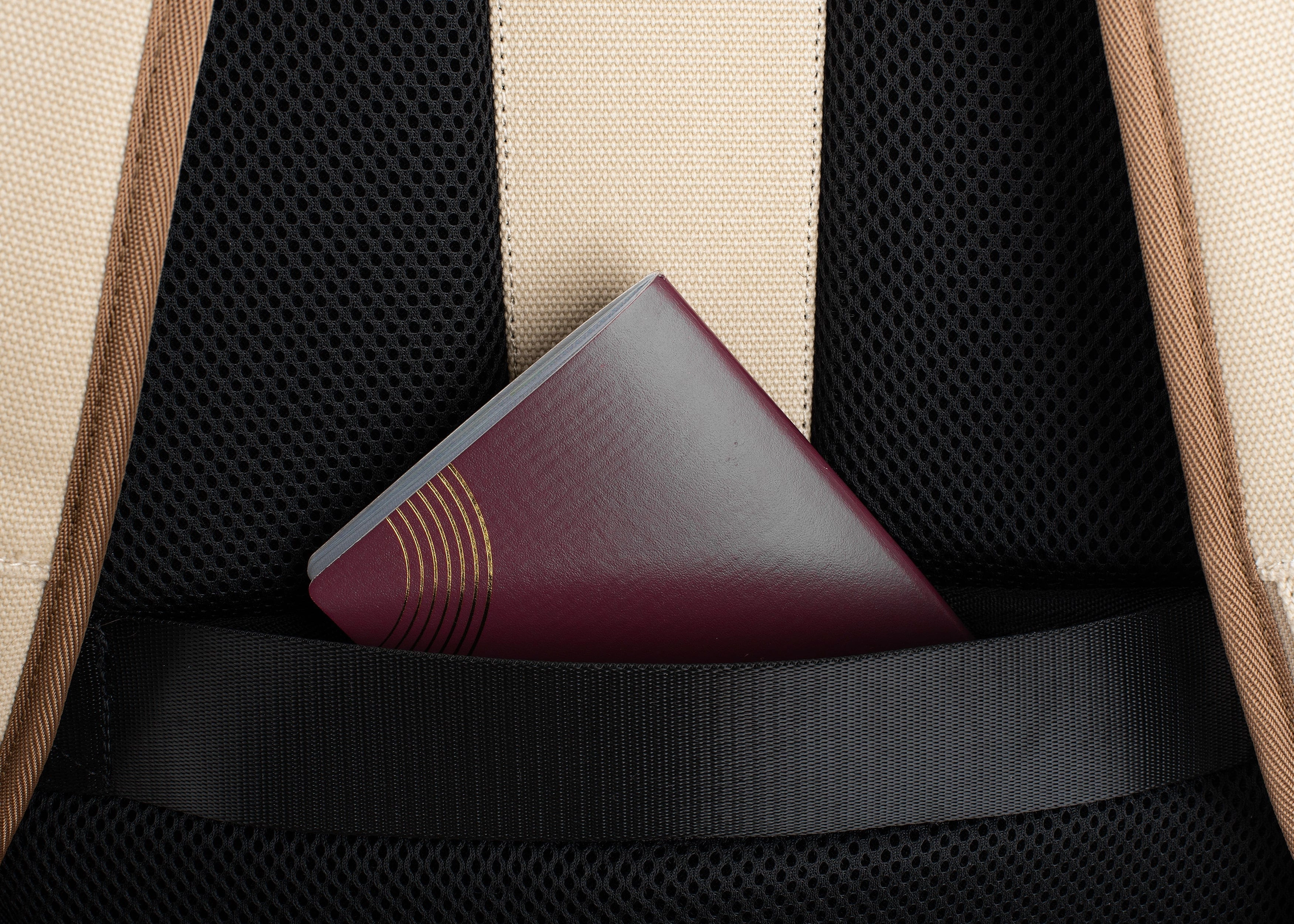 Nomad Vegan Hemp Backpack | Full Black