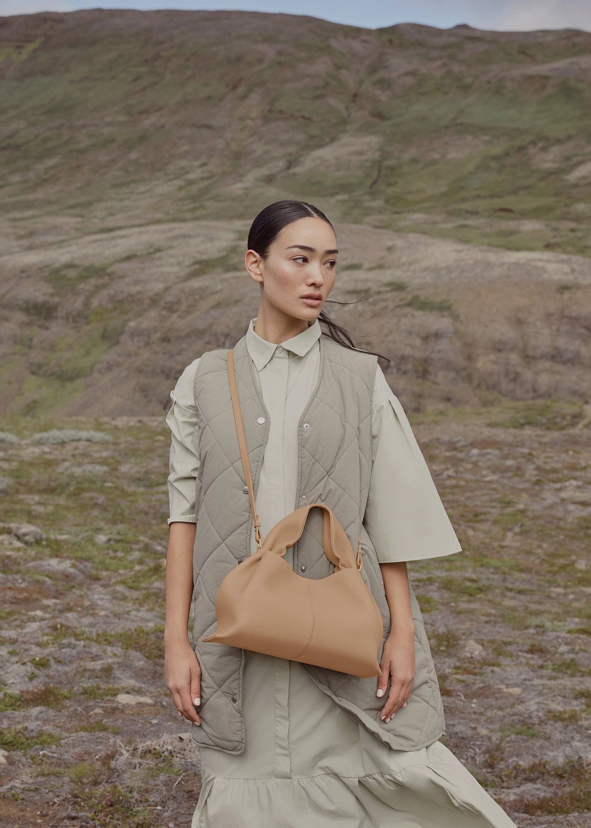 Numro Neuf - Textured Beige