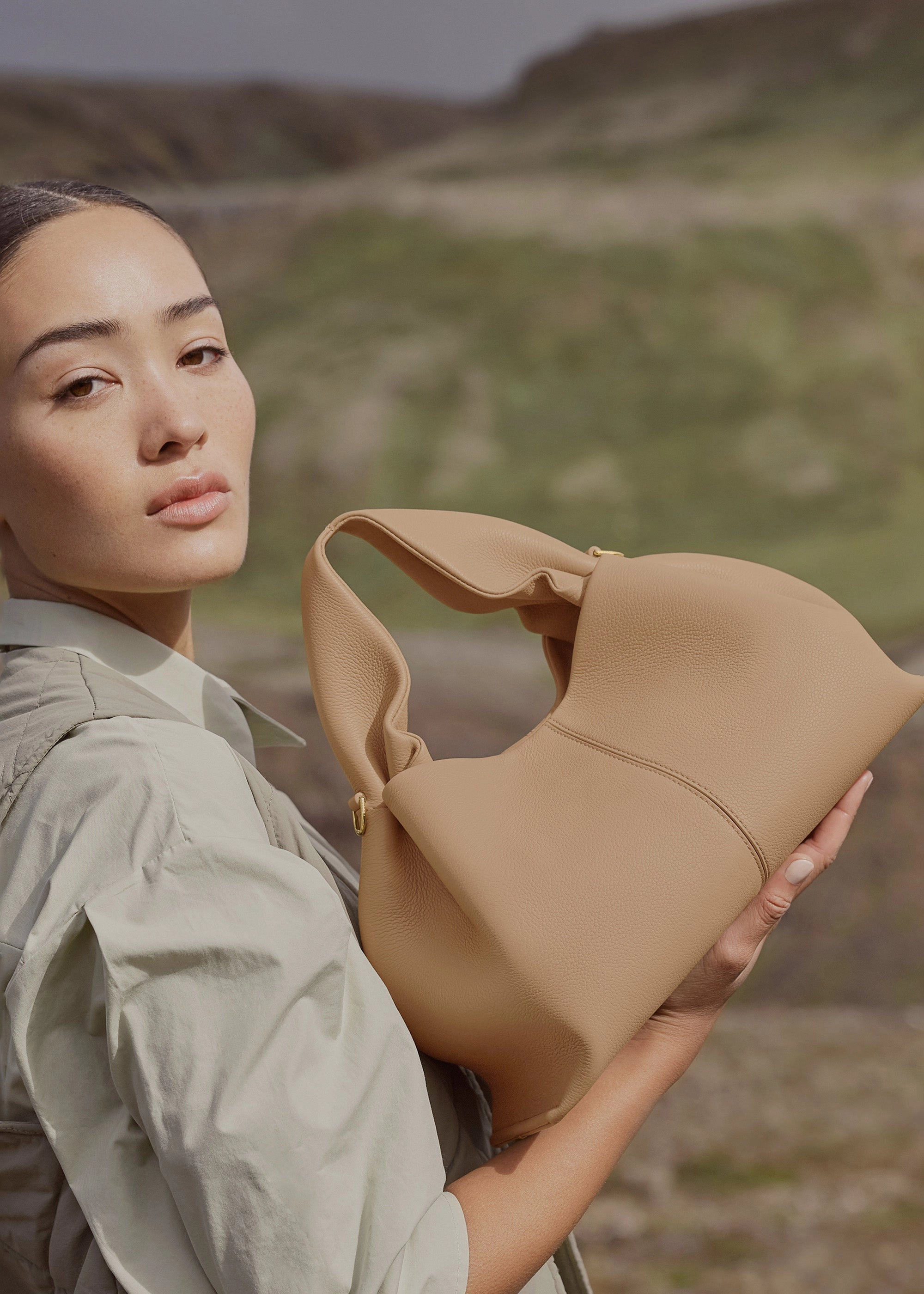 Numro Neuf - Textured Beige