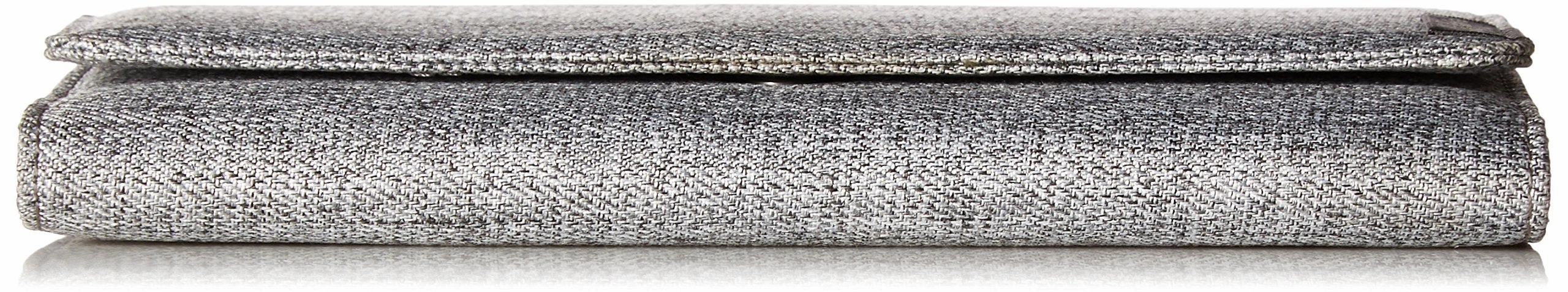 Pacsafe RFIDsafe LX200 RFID blocking clutch wallet
